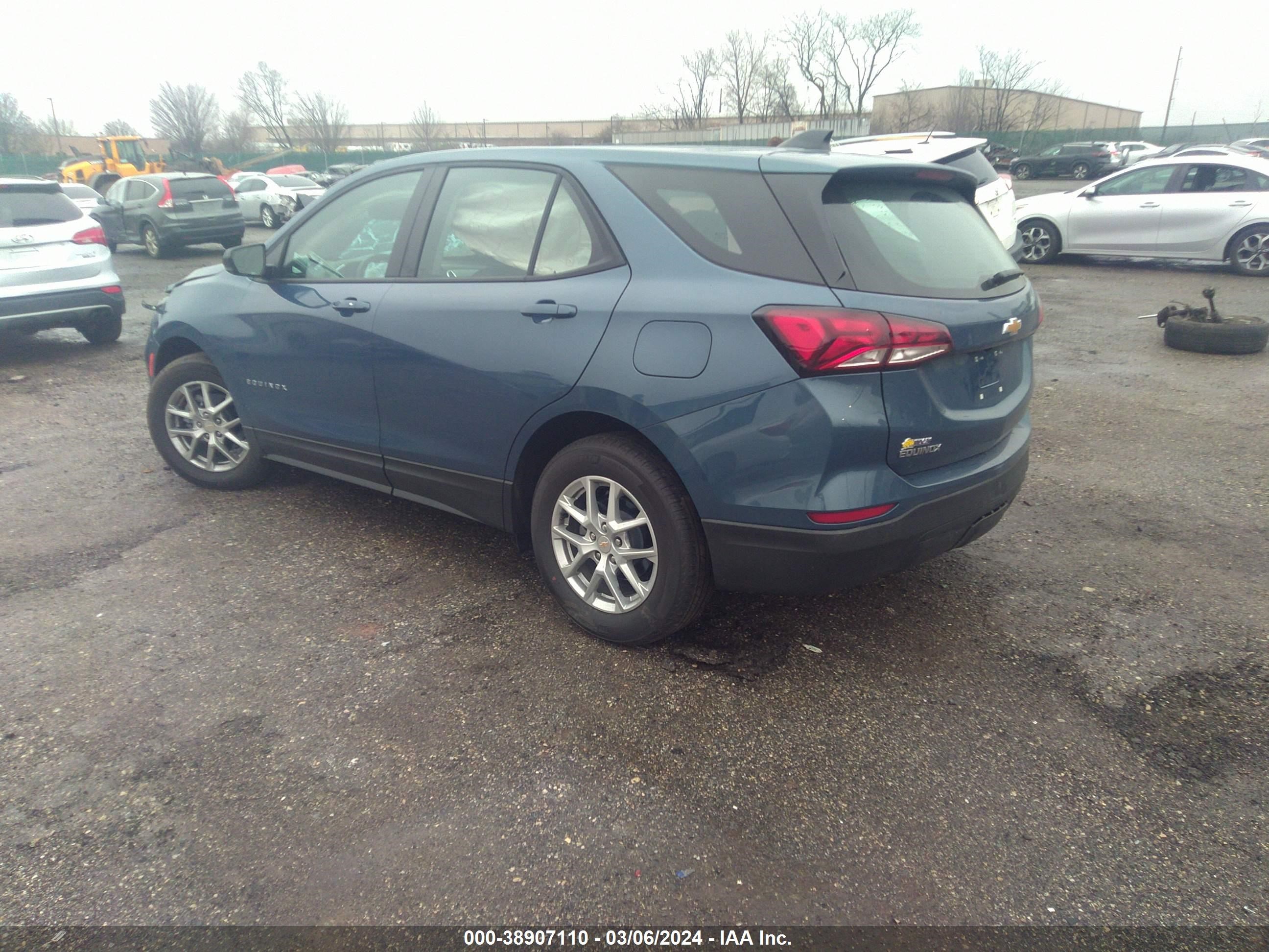 Photo 2 VIN: 3GNAXHEGXRL203795 - CHEVROLET EQUINOX 