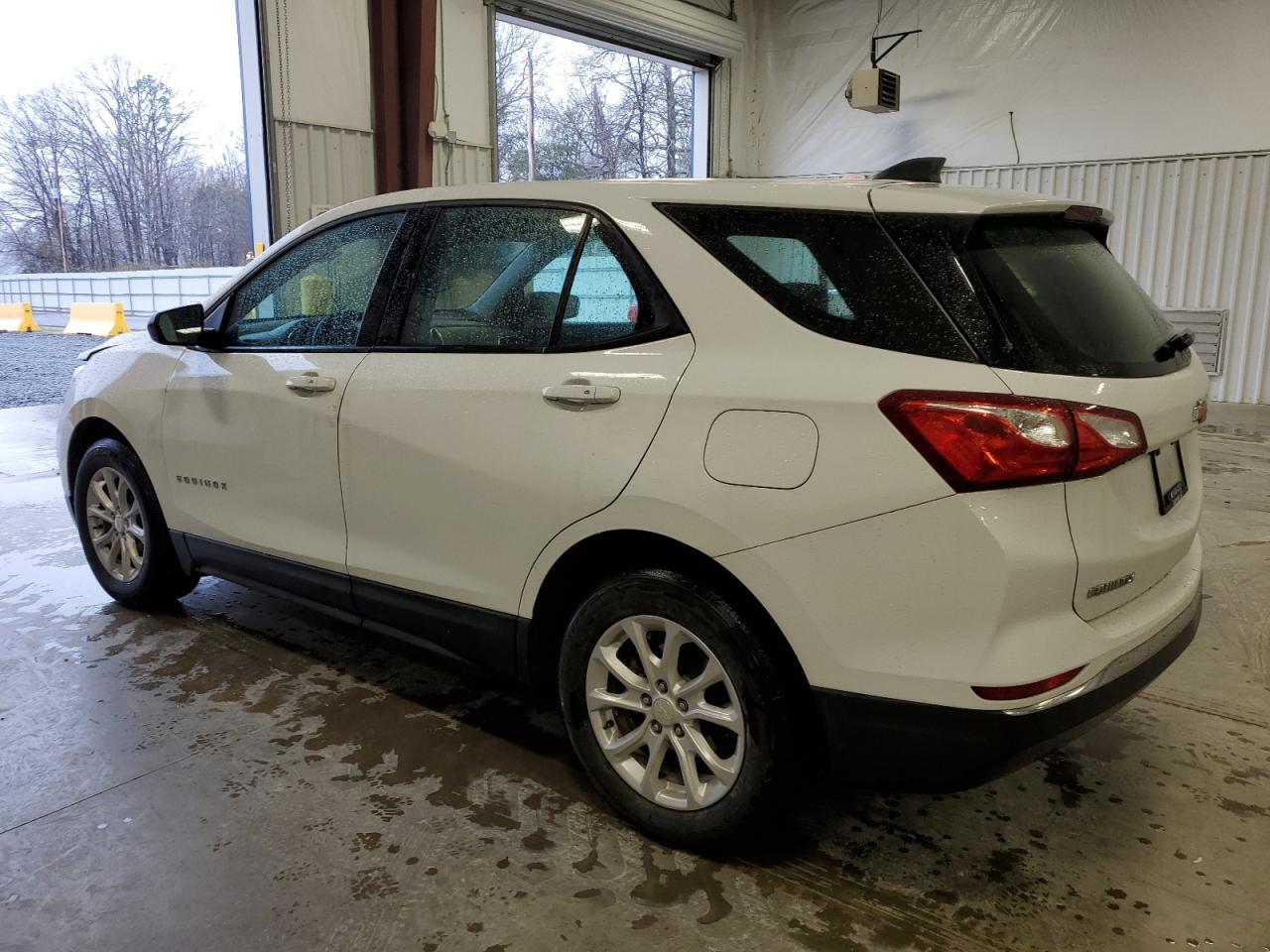 Photo 1 VIN: 3GNAXHEV0JS559553 - CHEVROLET EQUINOX 