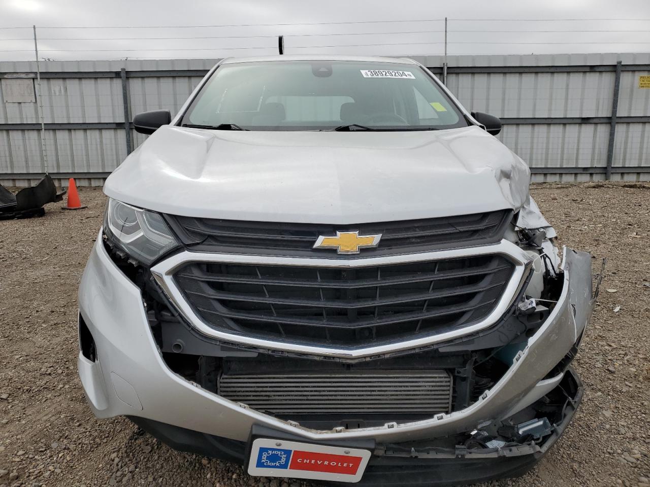 Photo 4 VIN: 3GNAXHEV0LS588229 - CHEVROLET EQUINOX 