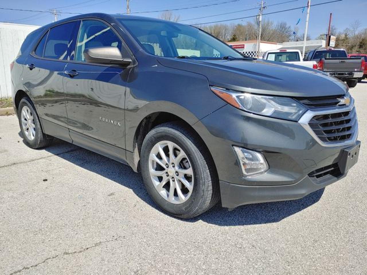 Photo 2 VIN: 3GNAXHEV1JS528277 - CHEVROLET EQUINOX 