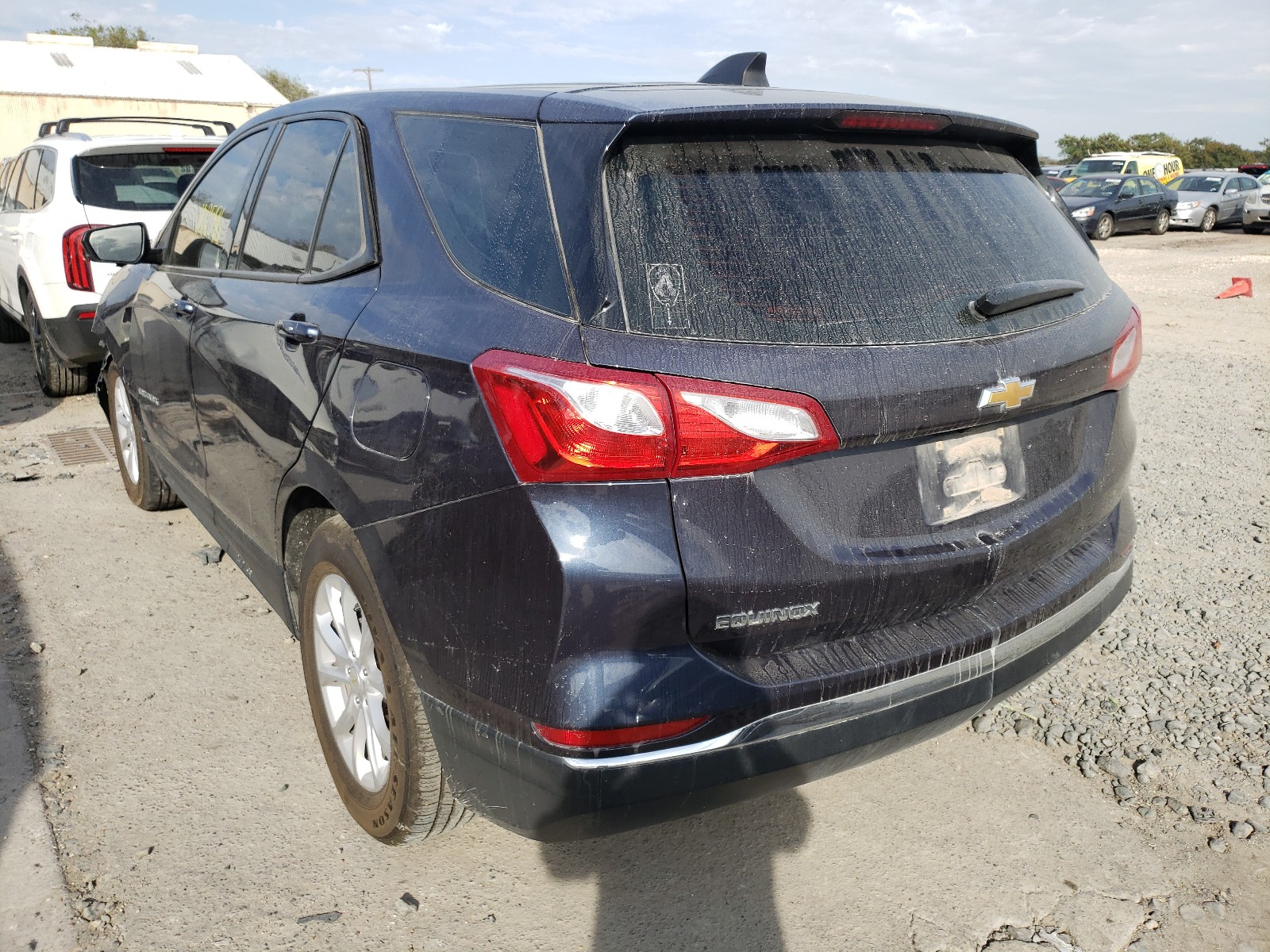 Photo 2 VIN: 3GNAXHEV1JS596868 - CHEVROLET EQUINOX LS 