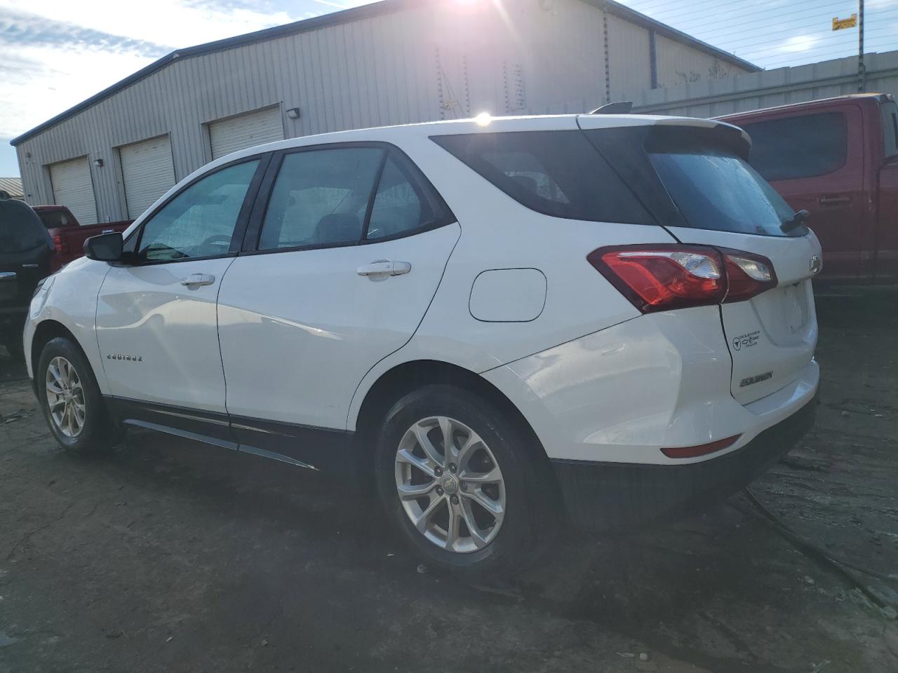 Photo 1 VIN: 3GNAXHEV1KS653913 - CHEVROLET EQUINOX 