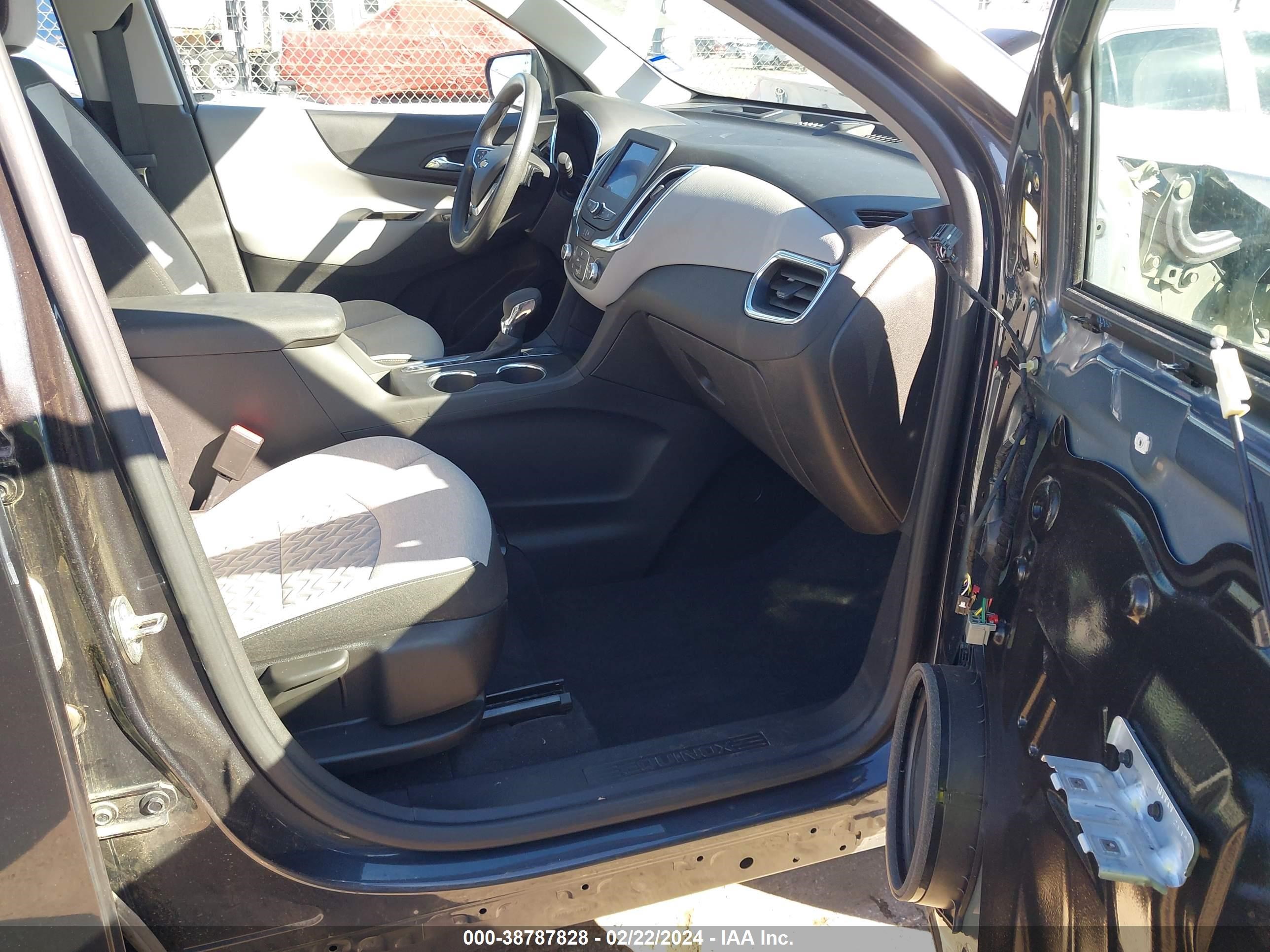 Photo 4 VIN: 3GNAXHEV1NS163539 - CHEVROLET EQUINOX 