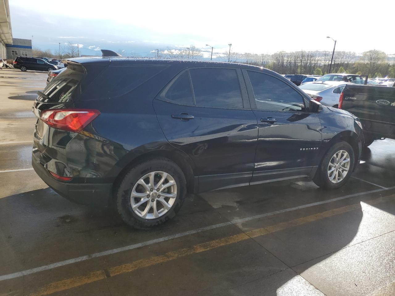 Photo 2 VIN: 3GNAXHEV2LS727860 - CHEVROLET EQUINOX 