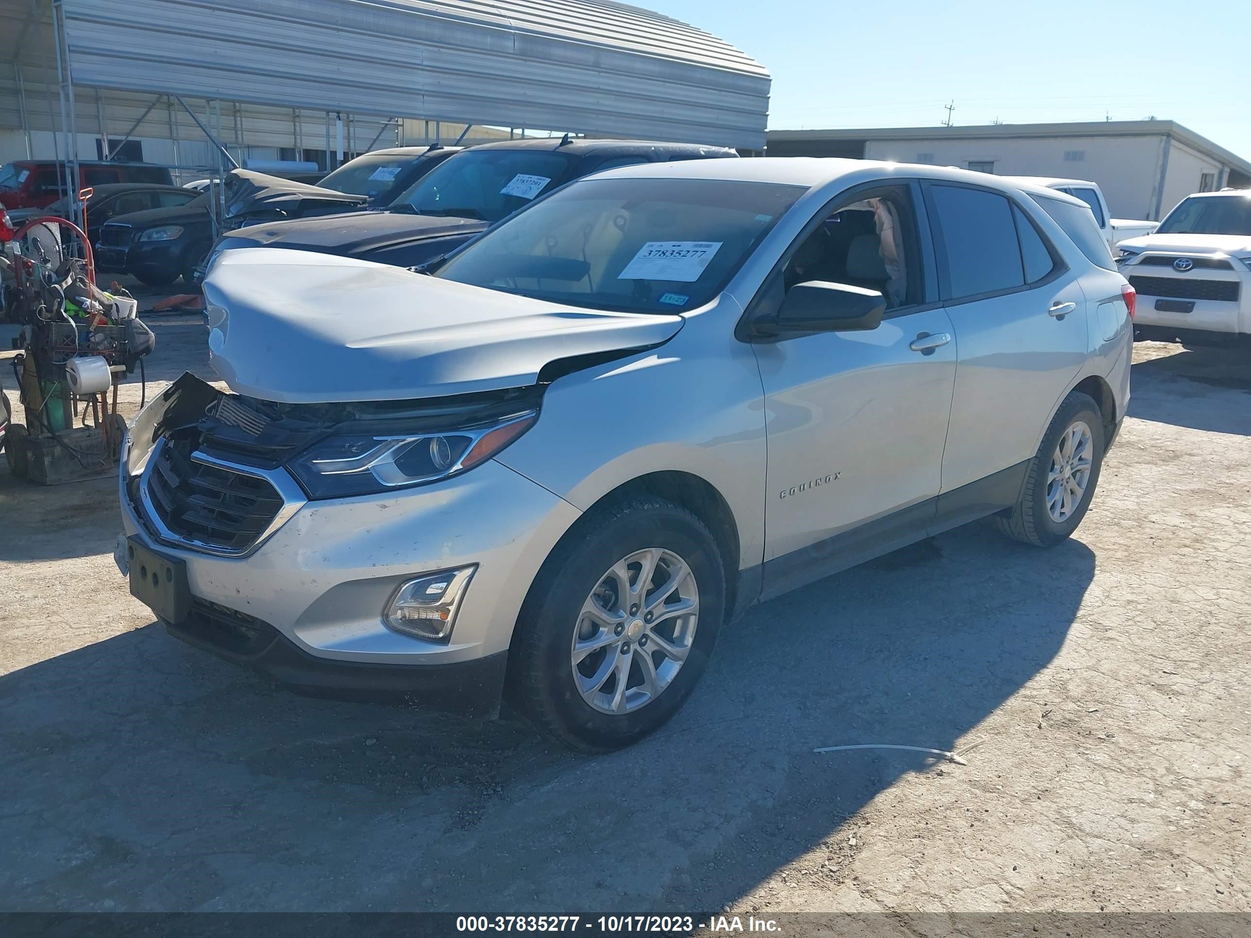 Photo 1 VIN: 3GNAXHEV3JL386590 - CHEVROLET EQUINOX 