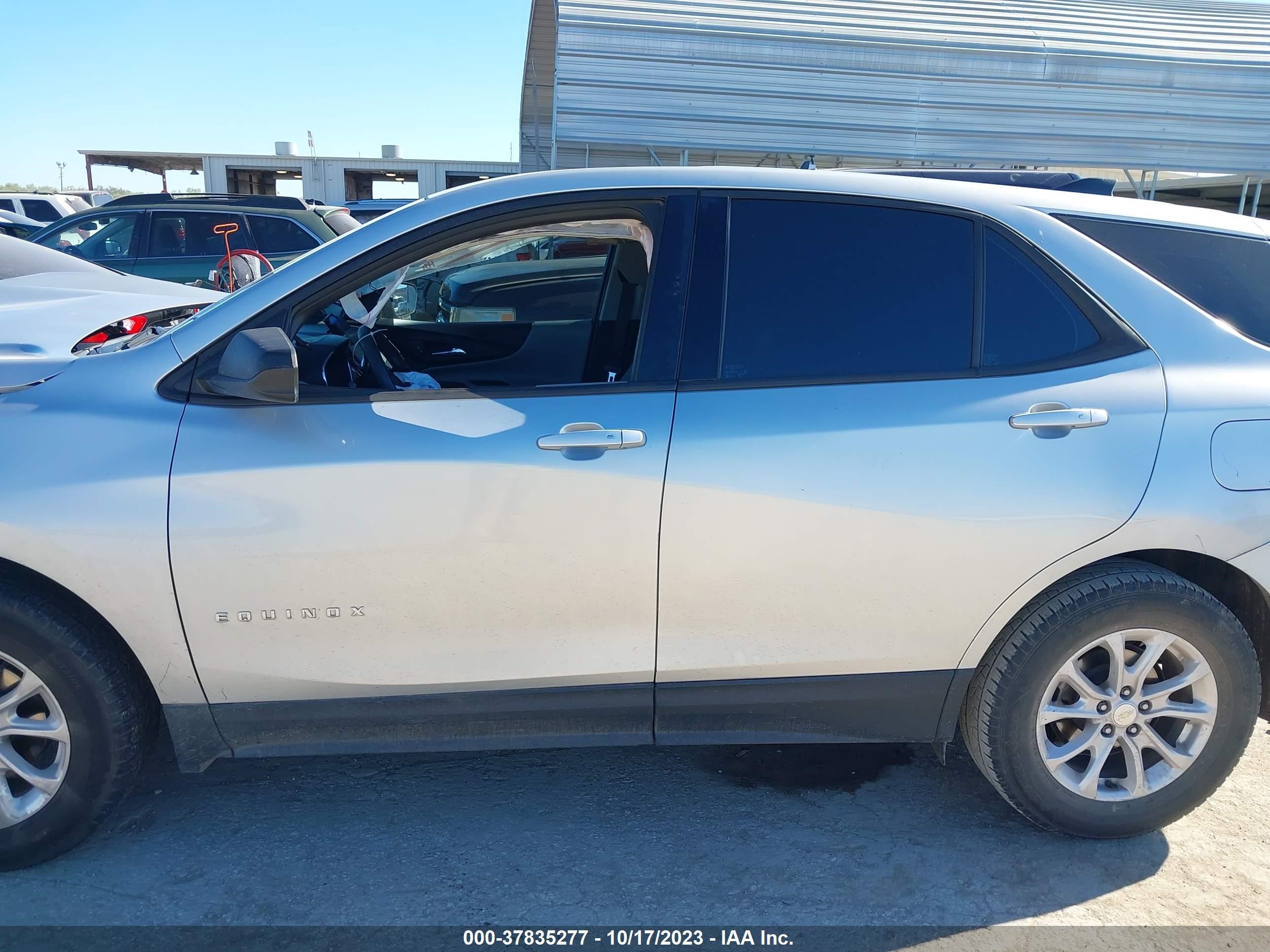 Photo 13 VIN: 3GNAXHEV3JL386590 - CHEVROLET EQUINOX 