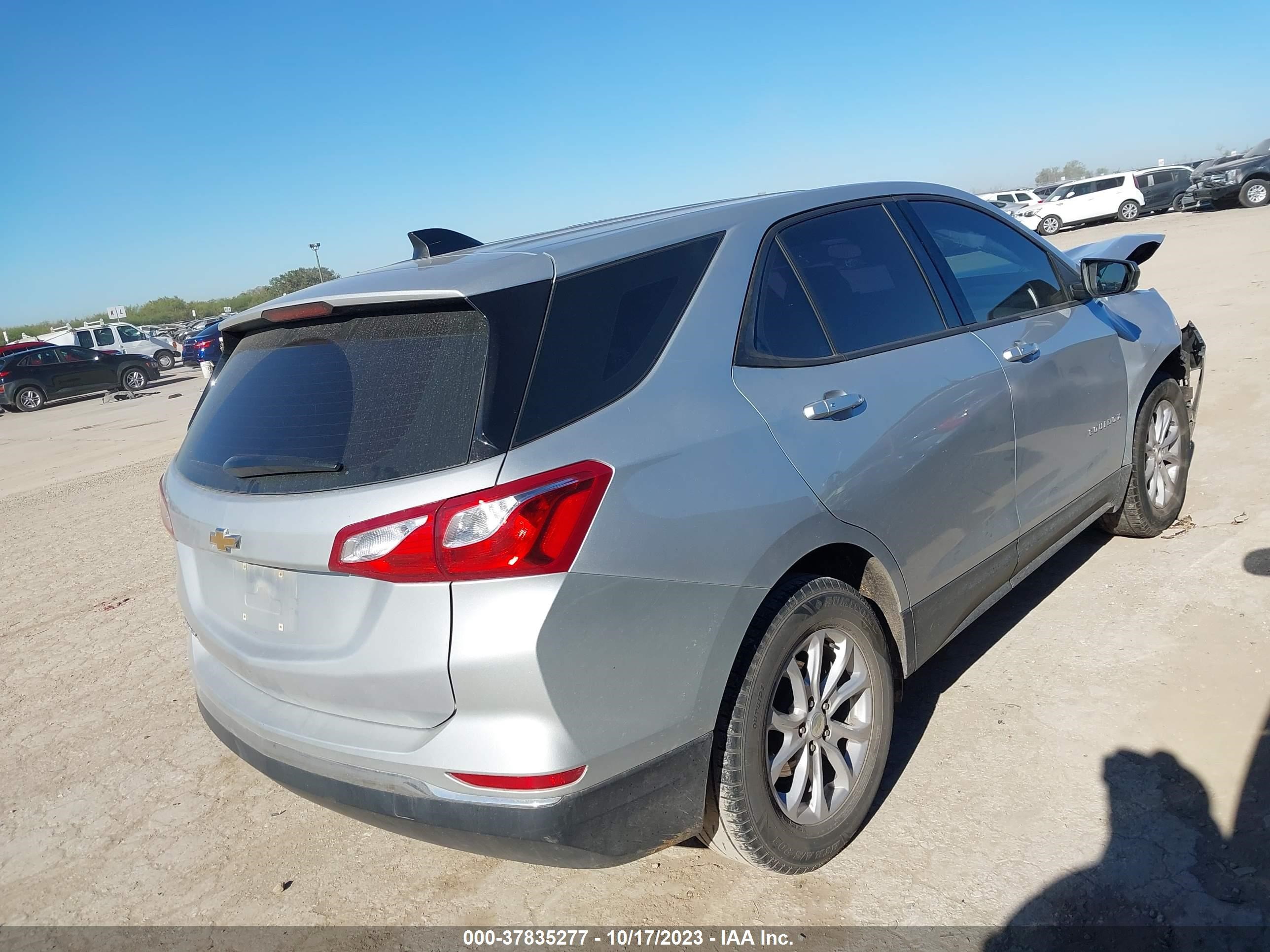 Photo 3 VIN: 3GNAXHEV3JL386590 - CHEVROLET EQUINOX 