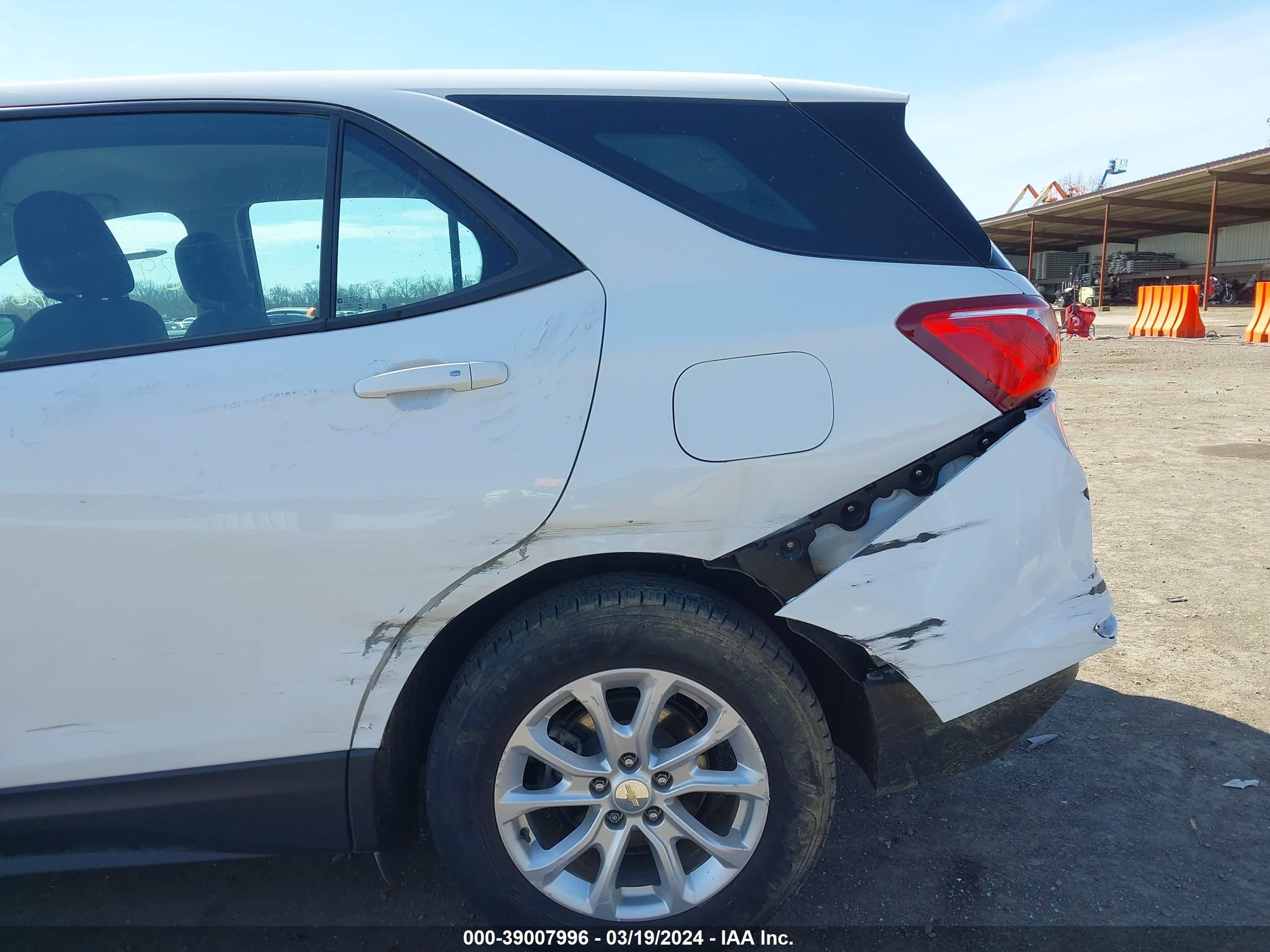 Photo 18 VIN: 3GNAXHEV3KS637602 - CHEVROLET EQUINOX 