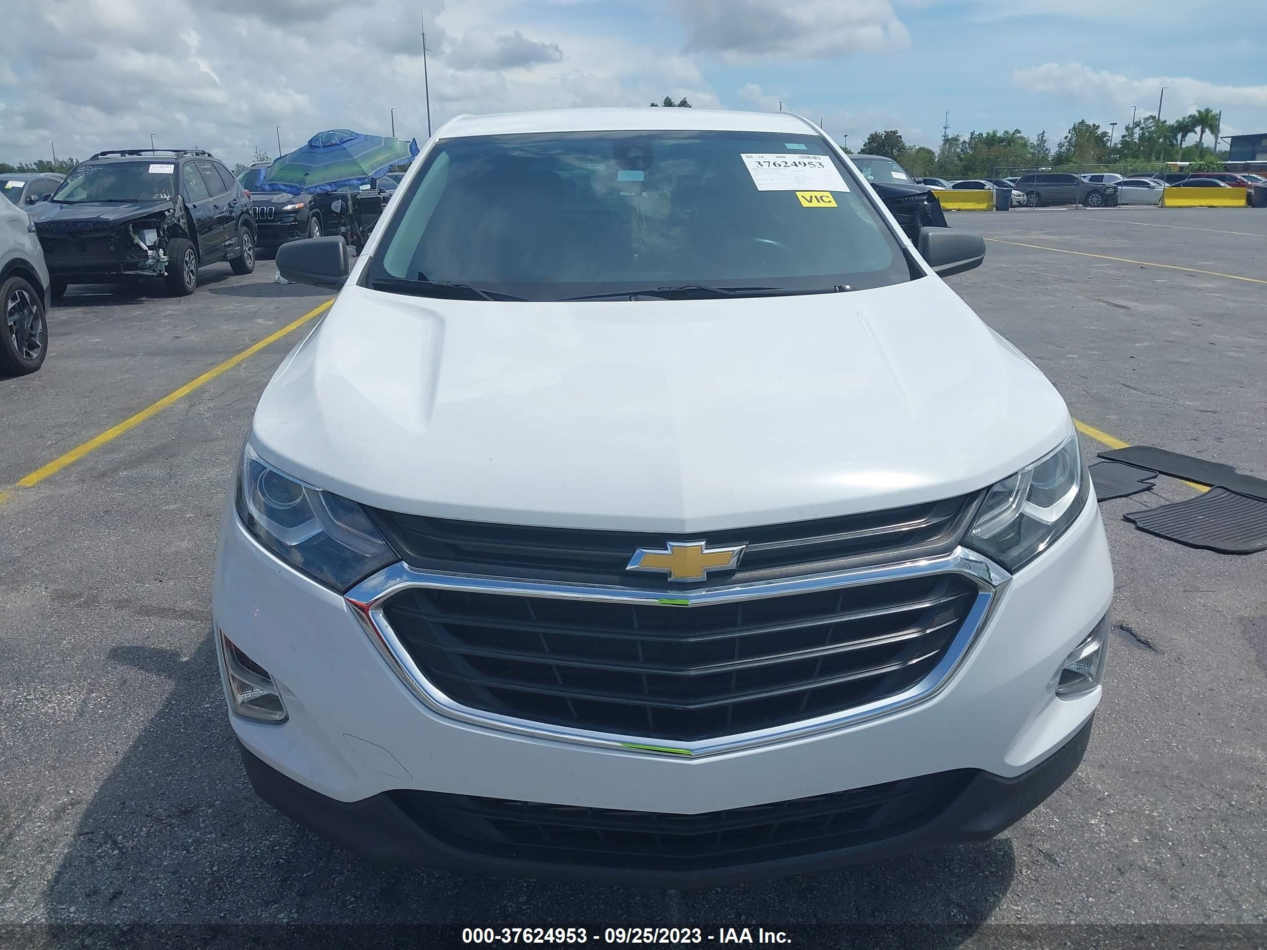 Photo 11 VIN: 3GNAXHEV3LS634068 - CHEVROLET EQUINOX 