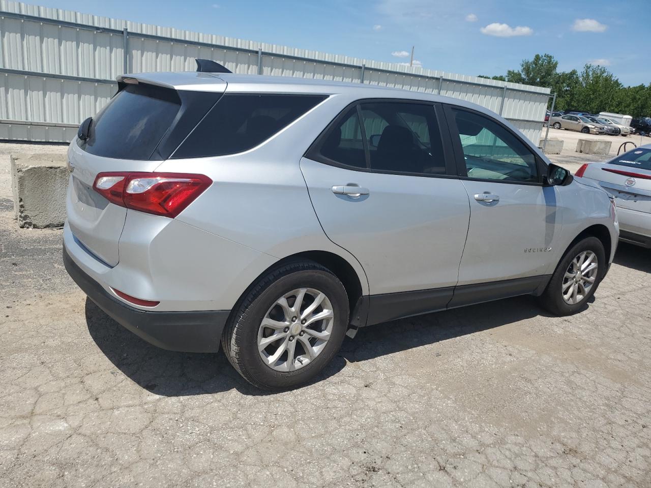 Photo 2 VIN: 3GNAXHEV3MS105348 - CHEVROLET EQUINOX 