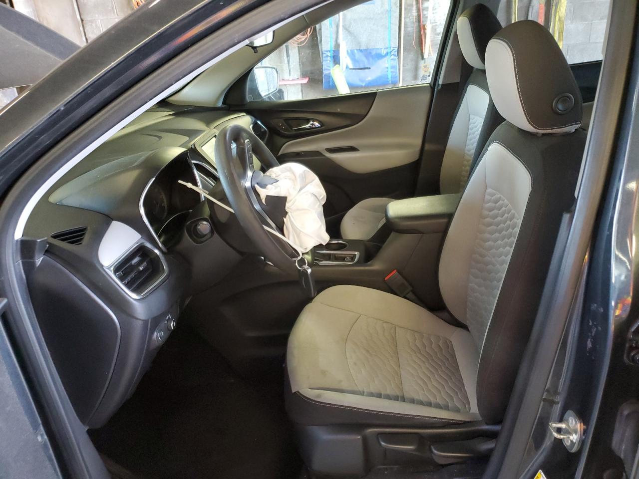 Photo 6 VIN: 3GNAXHEV5JL104997 - CHEVROLET EQUINOX 