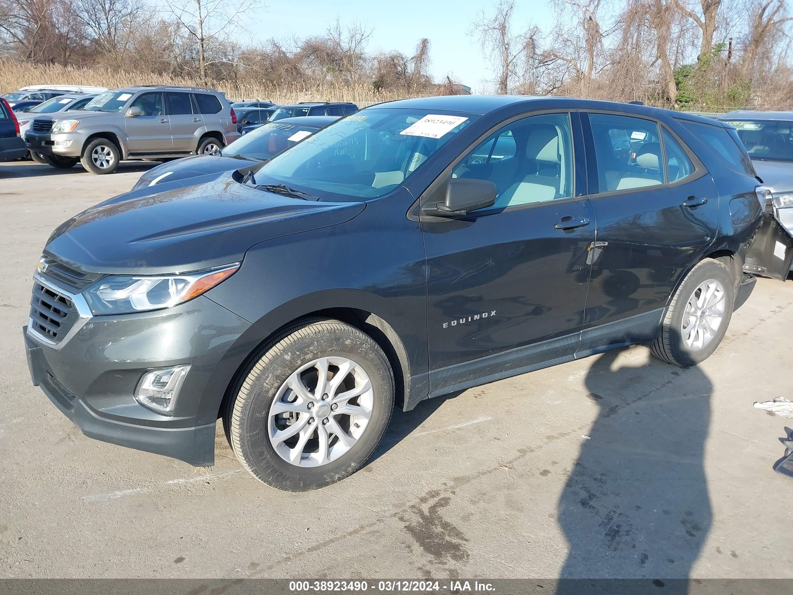 Photo 1 VIN: 3GNAXHEV5KS656944 - CHEVROLET EQUINOX 