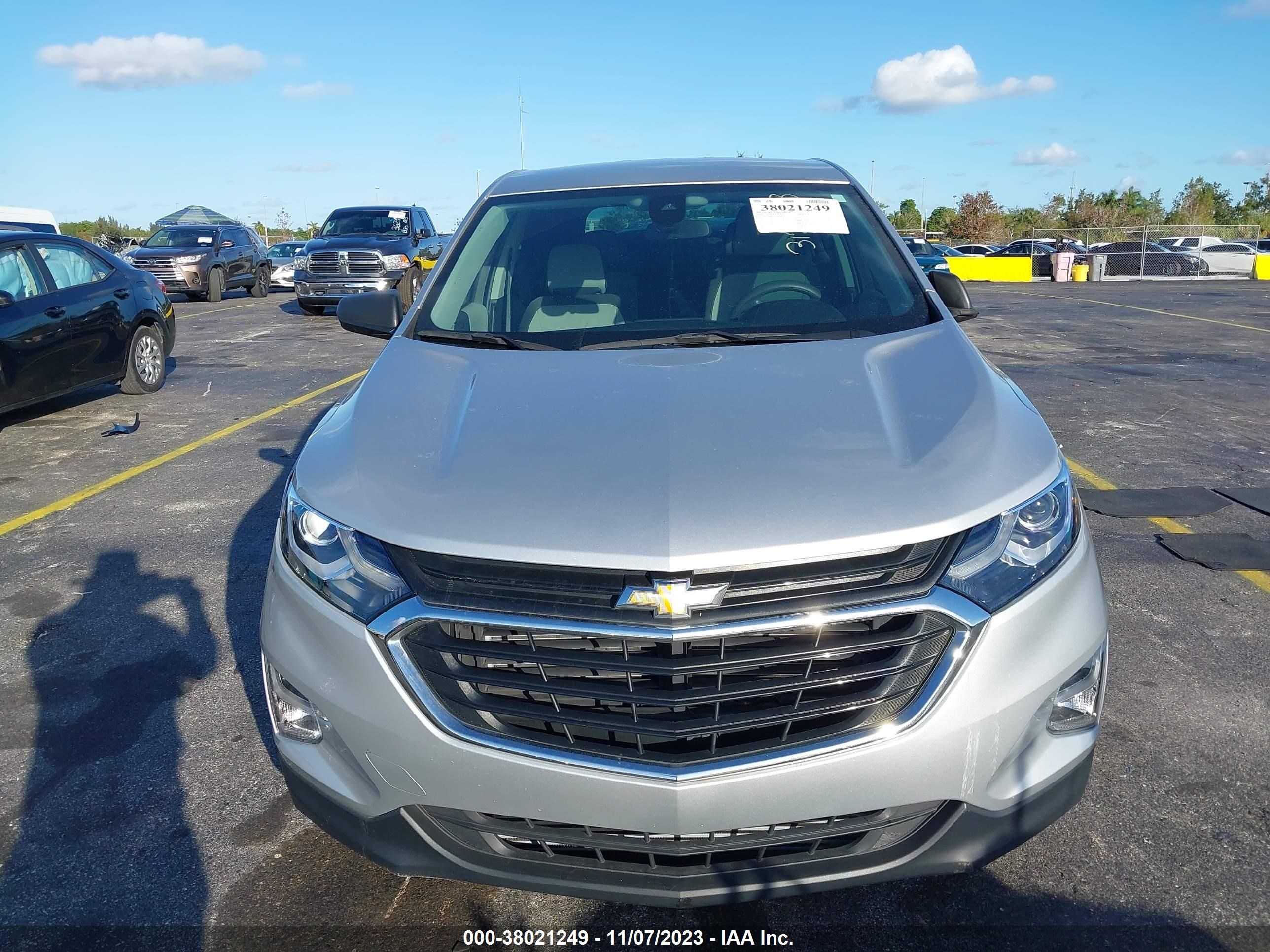 Photo 11 VIN: 3GNAXHEV5LS698340 - CHEVROLET EQUINOX 