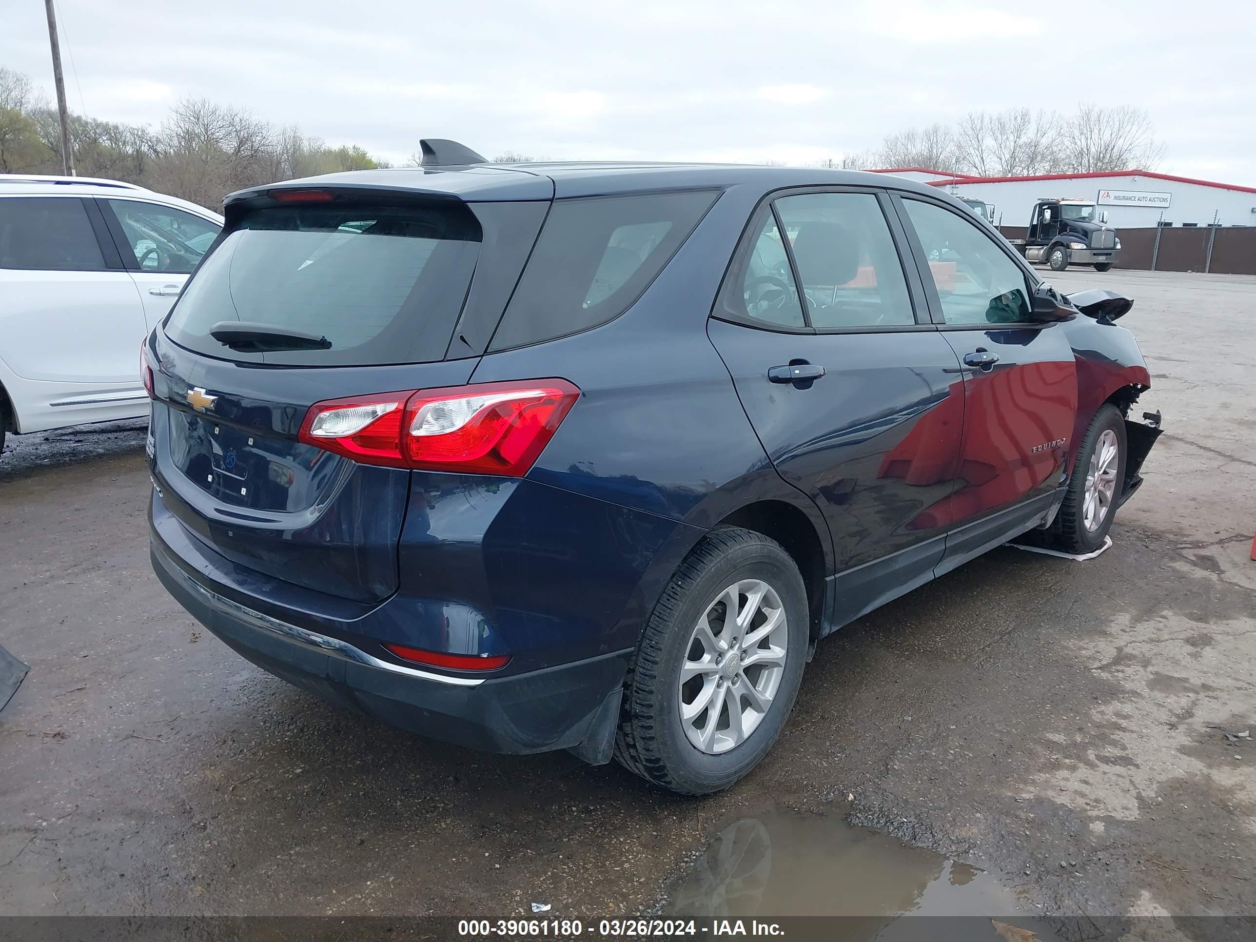 Photo 3 VIN: 3GNAXHEV6JL327629 - CHEVROLET EQUINOX 