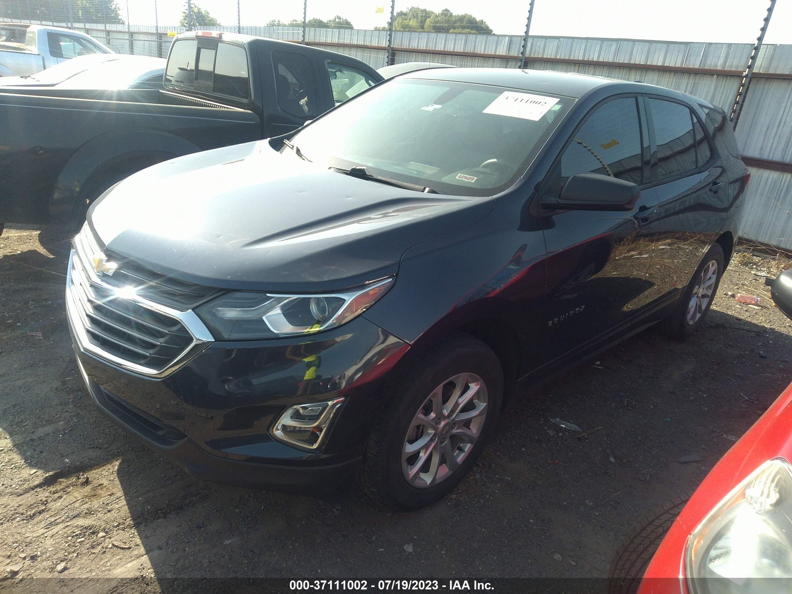 Photo 1 VIN: 3GNAXHEV7JL105438 - CHEVROLET EQUINOX 