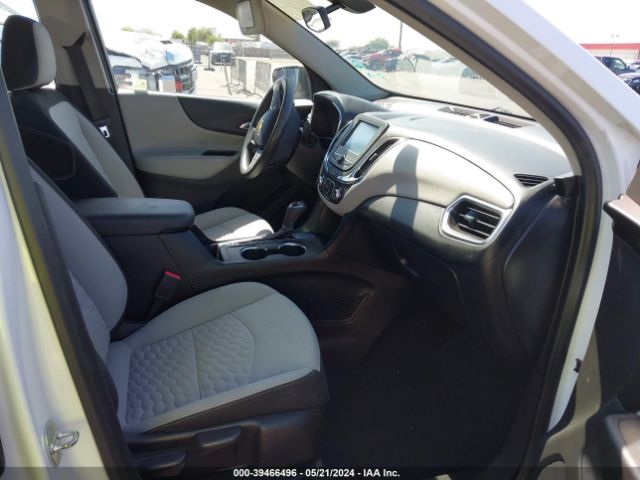 Photo 4 VIN: 3GNAXHEV7JL385233 - CHEVROLET EQUINOX 