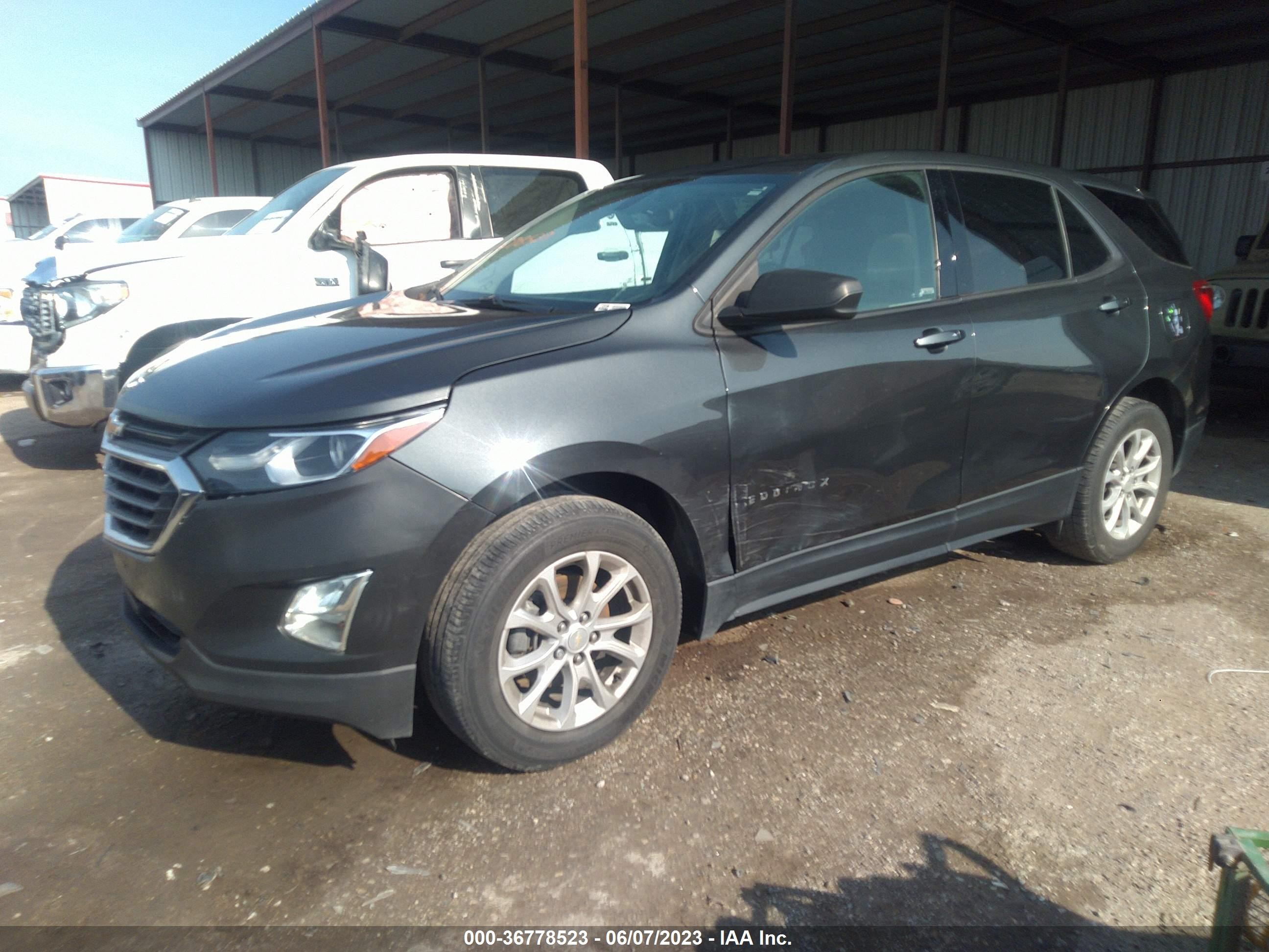 Photo 1 VIN: 3GNAXHEV7KS559731 - CHEVROLET EQUINOX 