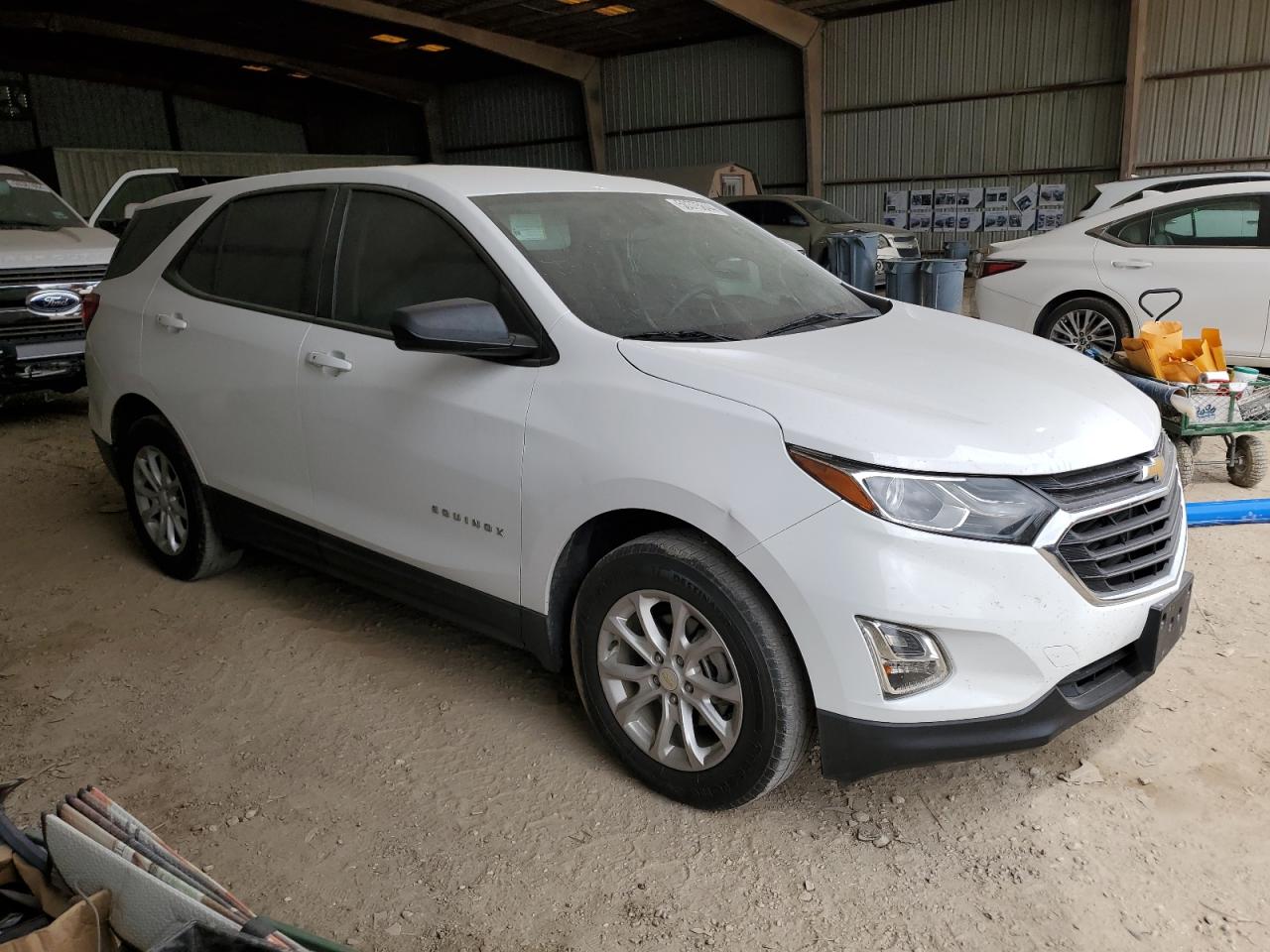 Photo 3 VIN: 3GNAXHEV8JL334369 - CHEVROLET EQUINOX 