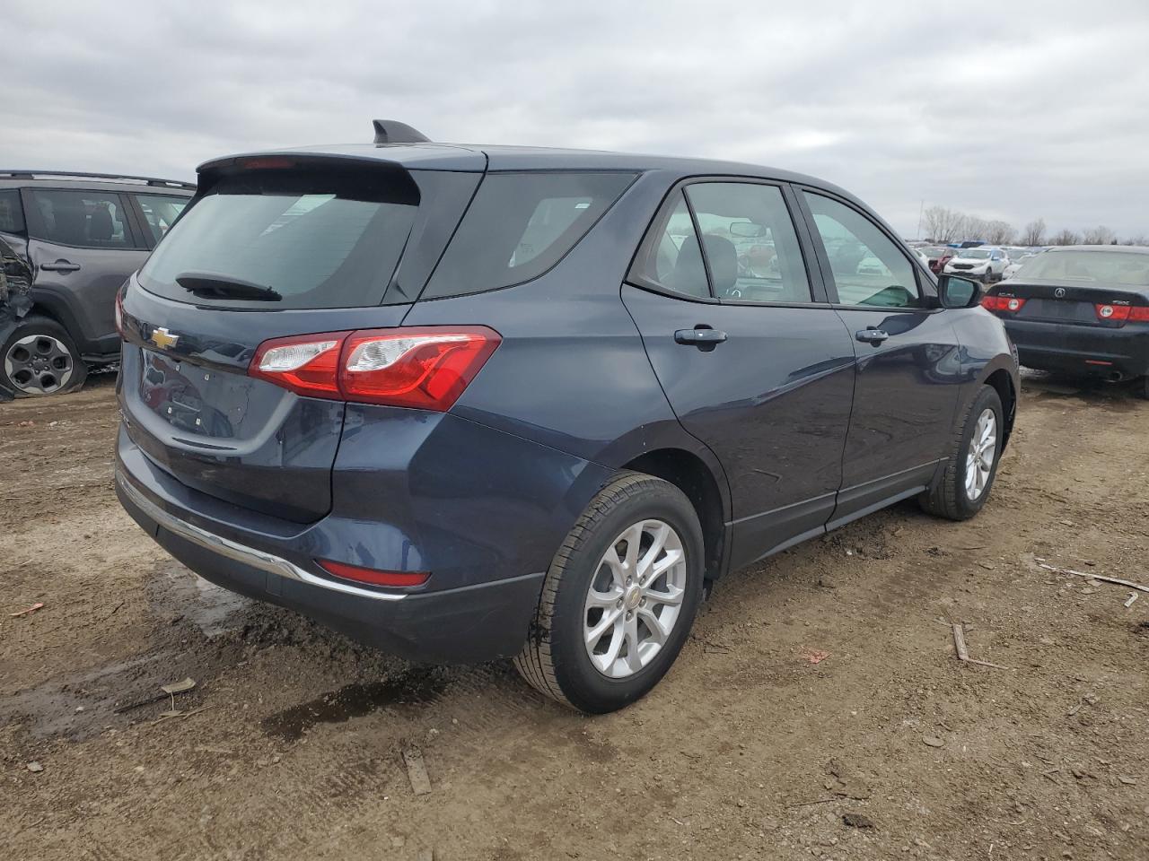 Photo 2 VIN: 3GNAXHEV8JS528440 - CHEVROLET EQUINOX 