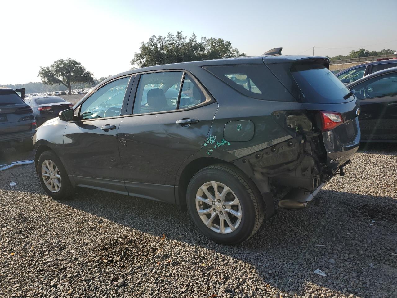 Photo 1 VIN: 3GNAXHEV8KS663242 - CHEVROLET EQUINOX 