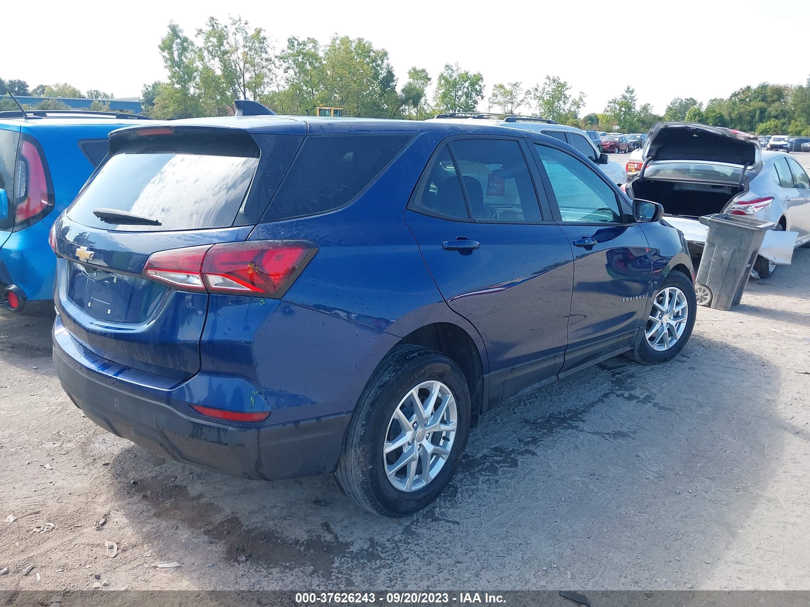 Photo 3 VIN: 3GNAXHEV8NS210484 - CHEVROLET EQUINOX 