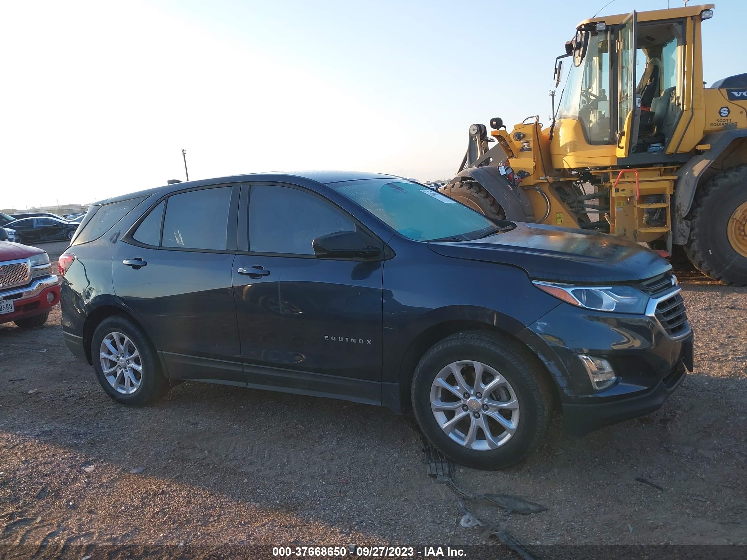 Photo 11 VIN: 3GNAXHEV9JL132219 - CHEVROLET EQUINOX 