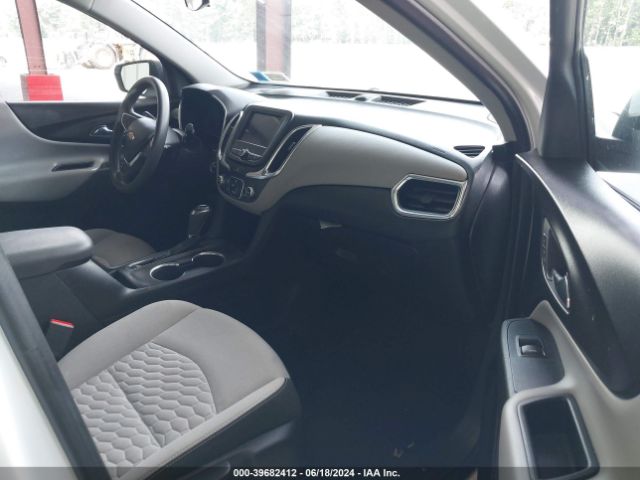 Photo 4 VIN: 3GNAXHEV9KS565787 - CHEVROLET EQUINOX 