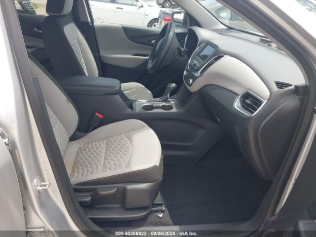 Photo 4 VIN: 3GNAXHEV9KS627804 - CHEVROLET EQUINOX 