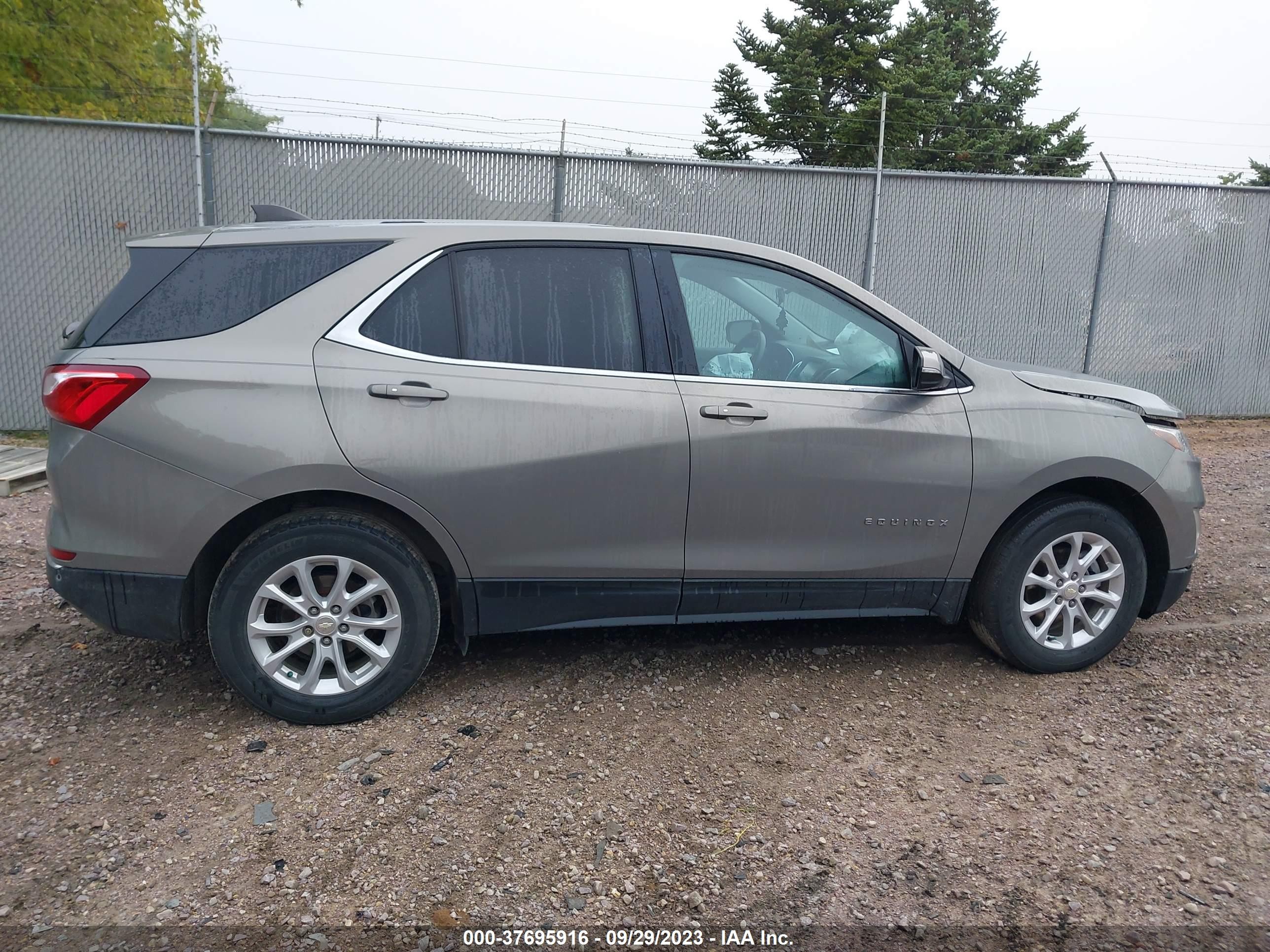 Photo 12 VIN: 3GNAXJEV0JS579857 - CHEVROLET EQUINOX 