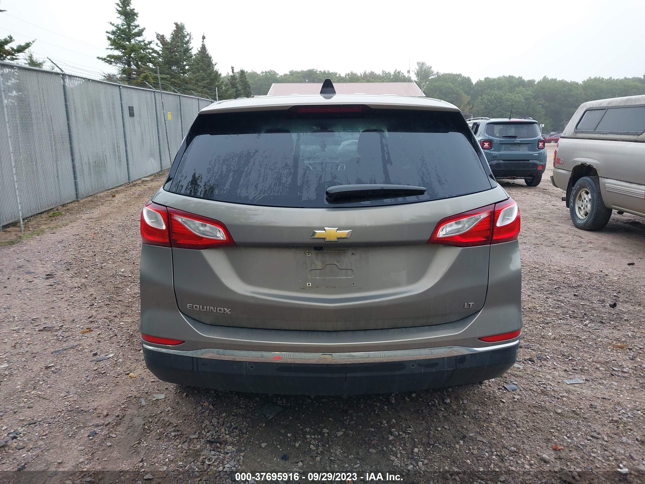 Photo 15 VIN: 3GNAXJEV0JS579857 - CHEVROLET EQUINOX 