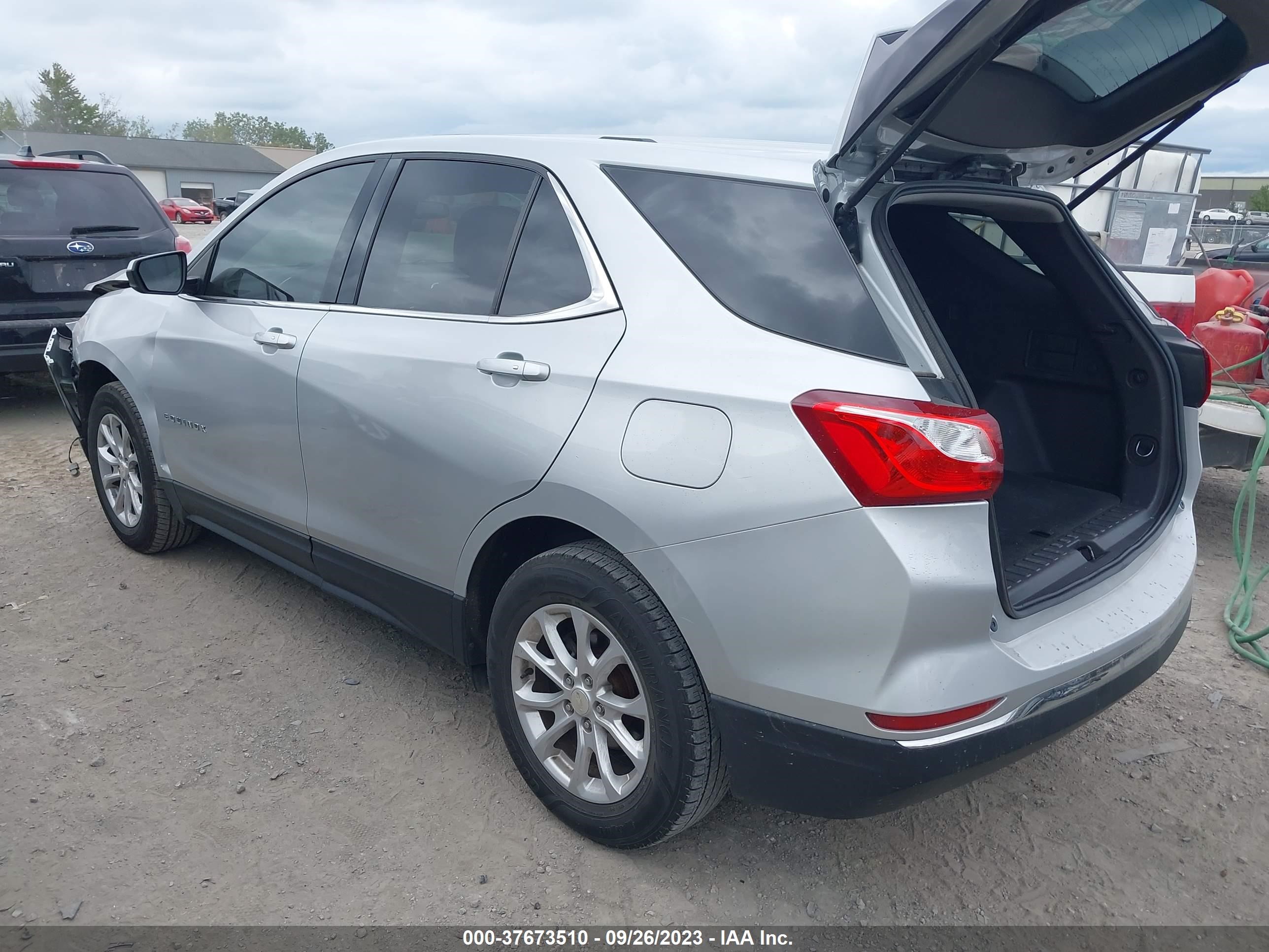 Photo 2 VIN: 3GNAXJEV2JL103278 - CHEVROLET EQUINOX 