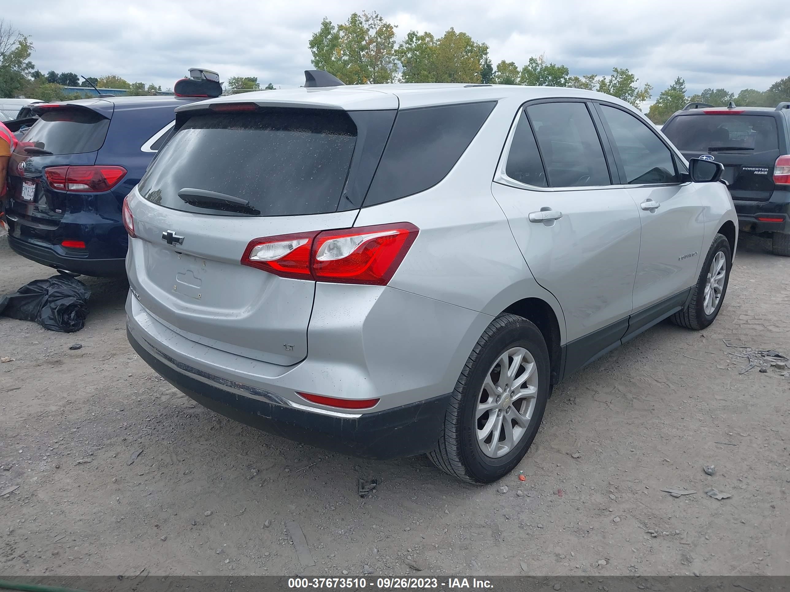 Photo 3 VIN: 3GNAXJEV2JL103278 - CHEVROLET EQUINOX 