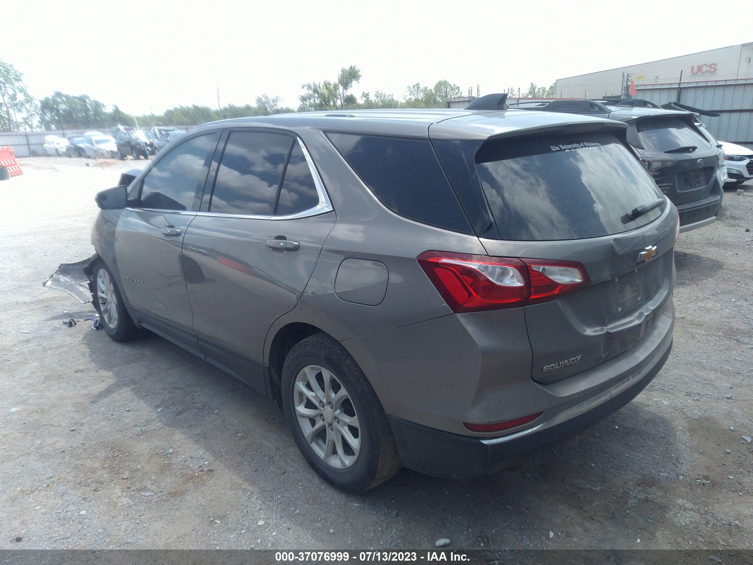 Photo 2 VIN: 3GNAXJEV2JS577656 - CHEVROLET EQUINOX 