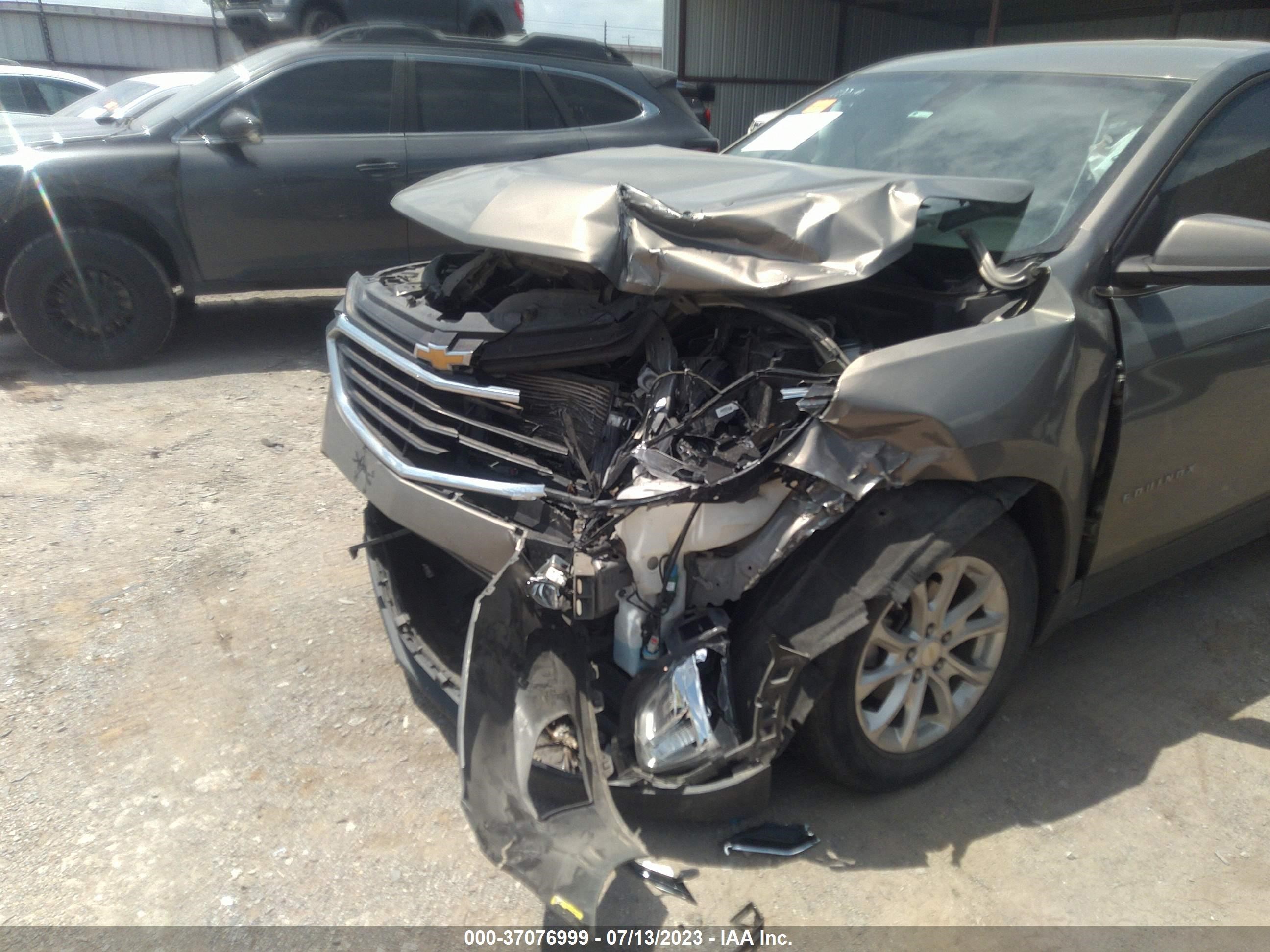 Photo 5 VIN: 3GNAXJEV2JS577656 - CHEVROLET EQUINOX 