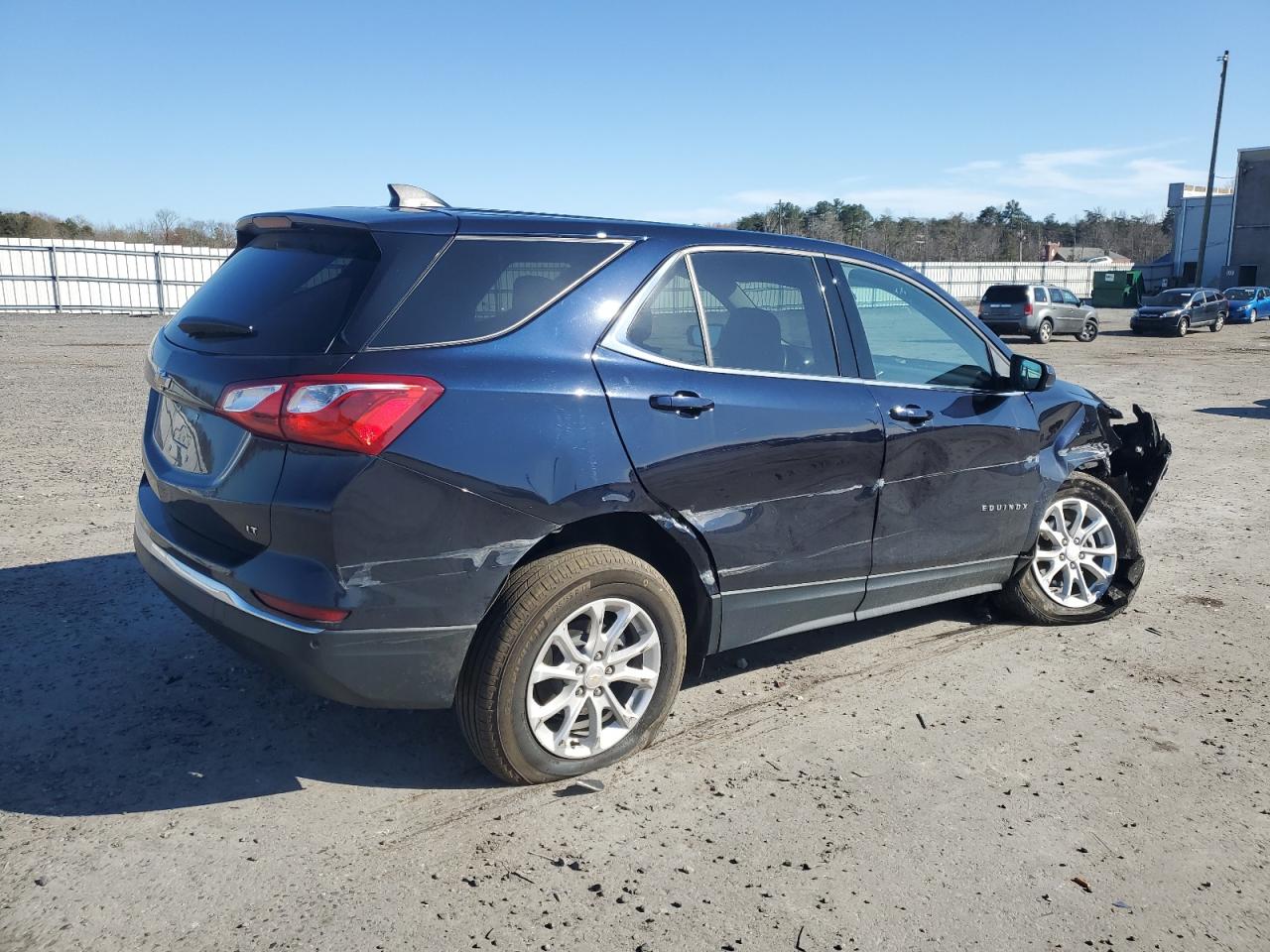 Photo 2 VIN: 3GNAXJEV2LS682443 - CHEVROLET EQUINOX 