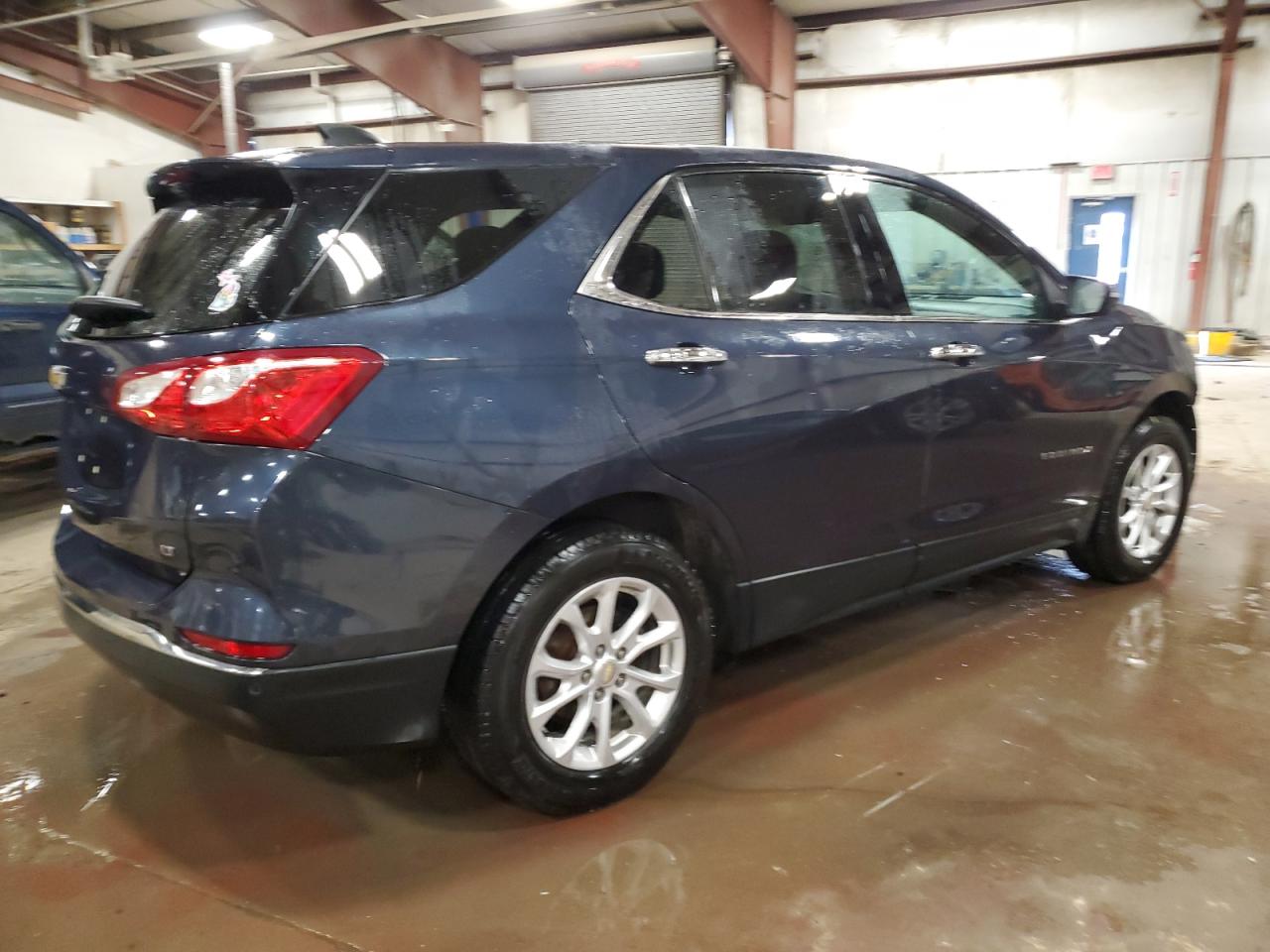 Photo 2 VIN: 3GNAXJEV3JL369439 - CHEVROLET EQUINOX 