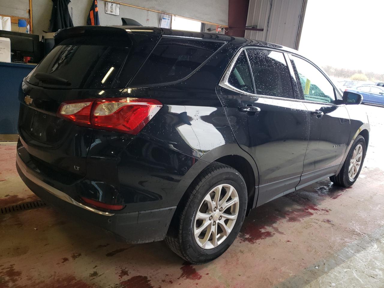 Photo 2 VIN: 3GNAXJEV4JL259760 - CHEVROLET EQUINOX 