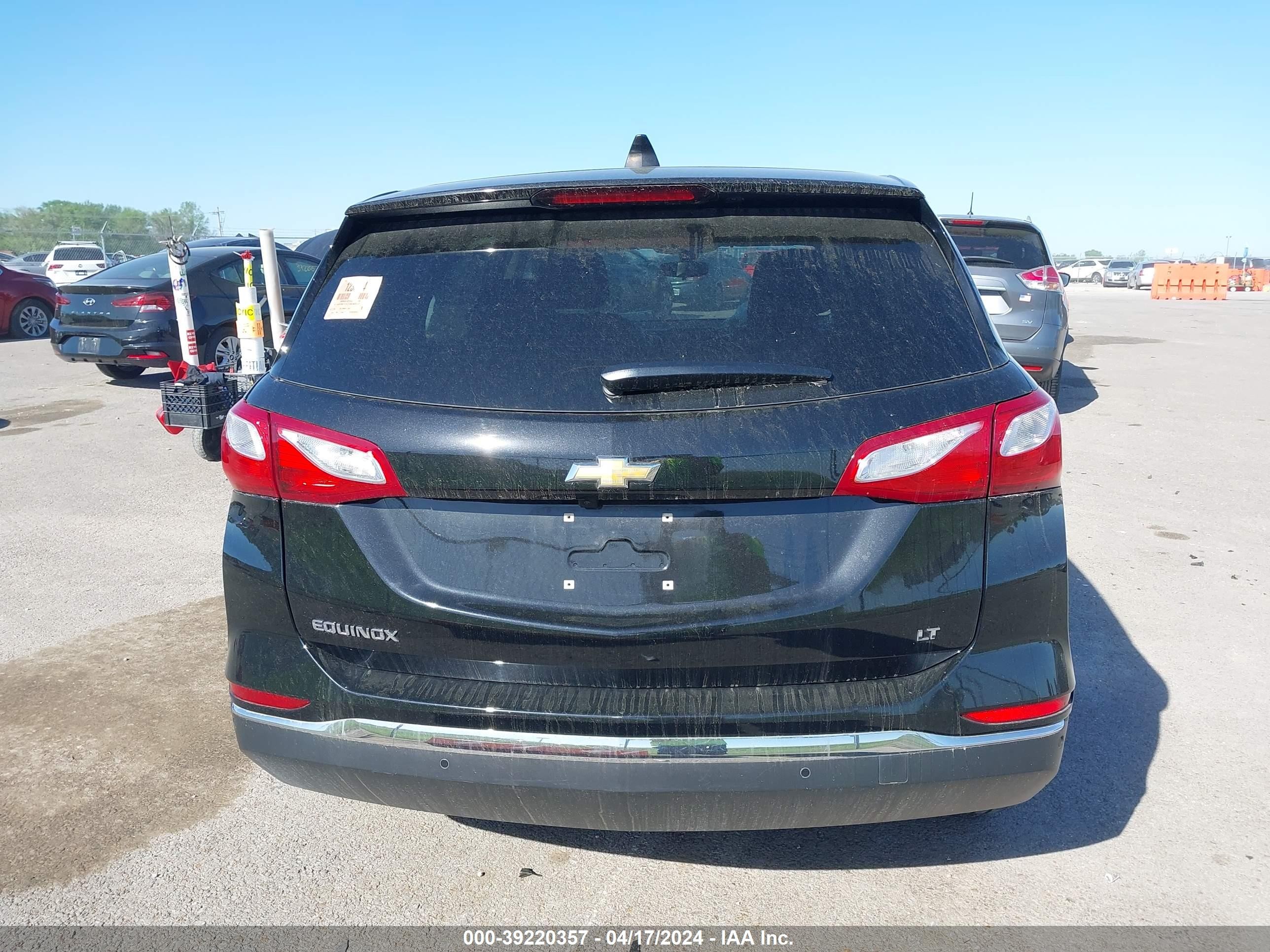 Photo 15 VIN: 3GNAXJEV4JL270130 - CHEVROLET EQUINOX 