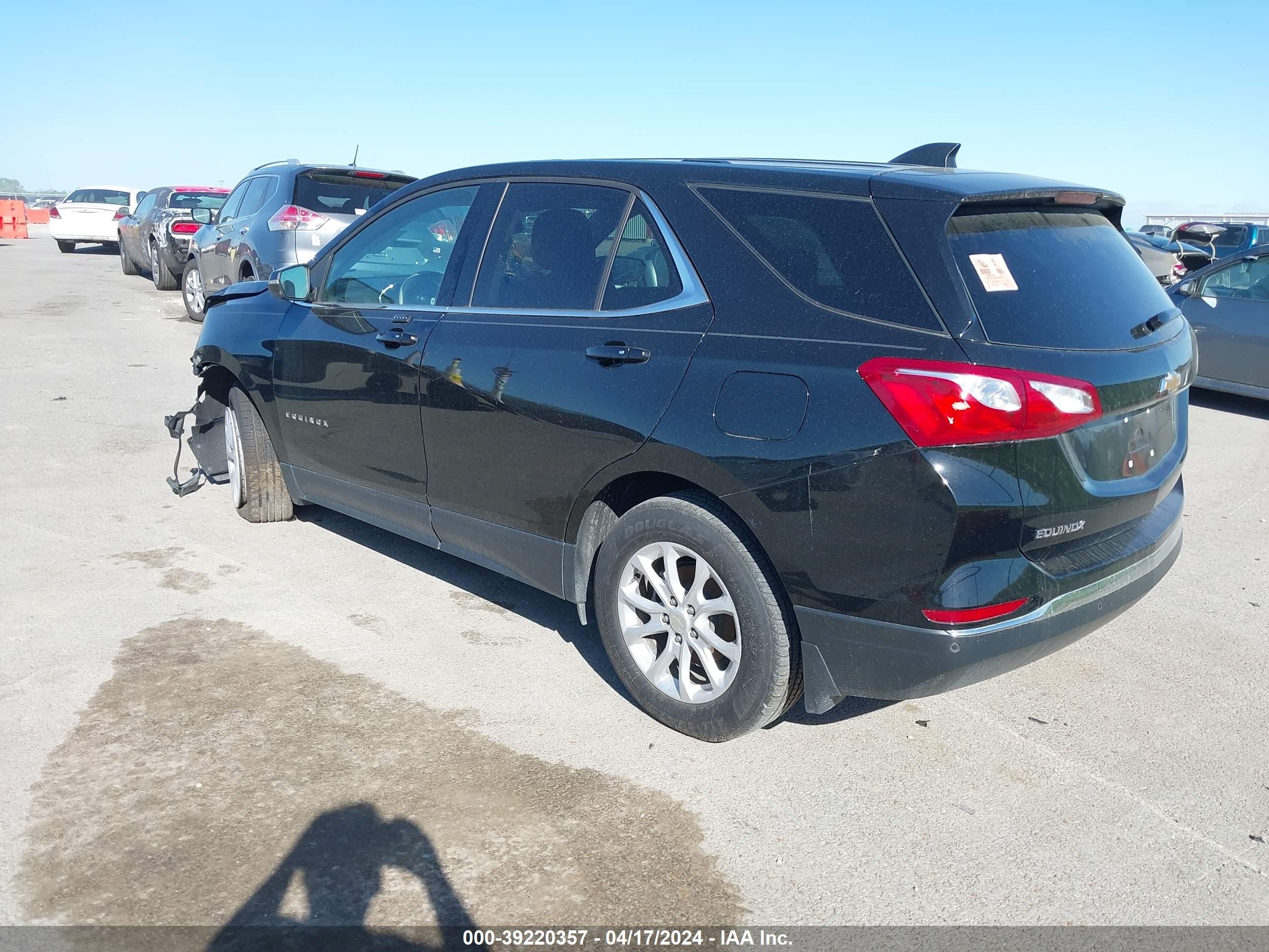 Photo 2 VIN: 3GNAXJEV4JL270130 - CHEVROLET EQUINOX 