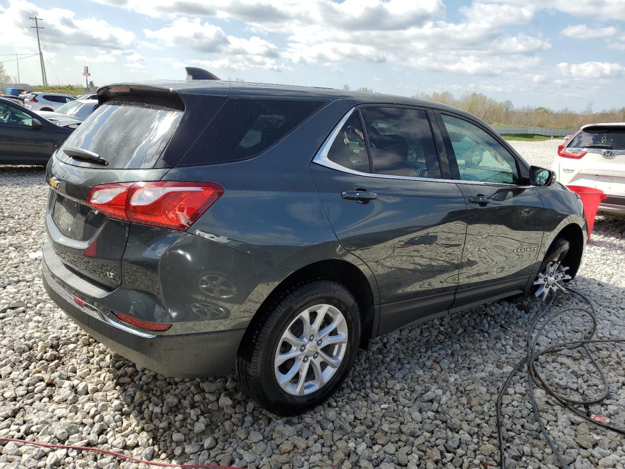 Photo 2 VIN: 3GNAXJEV4JS576136 - CHEVROLET EQUINOX 