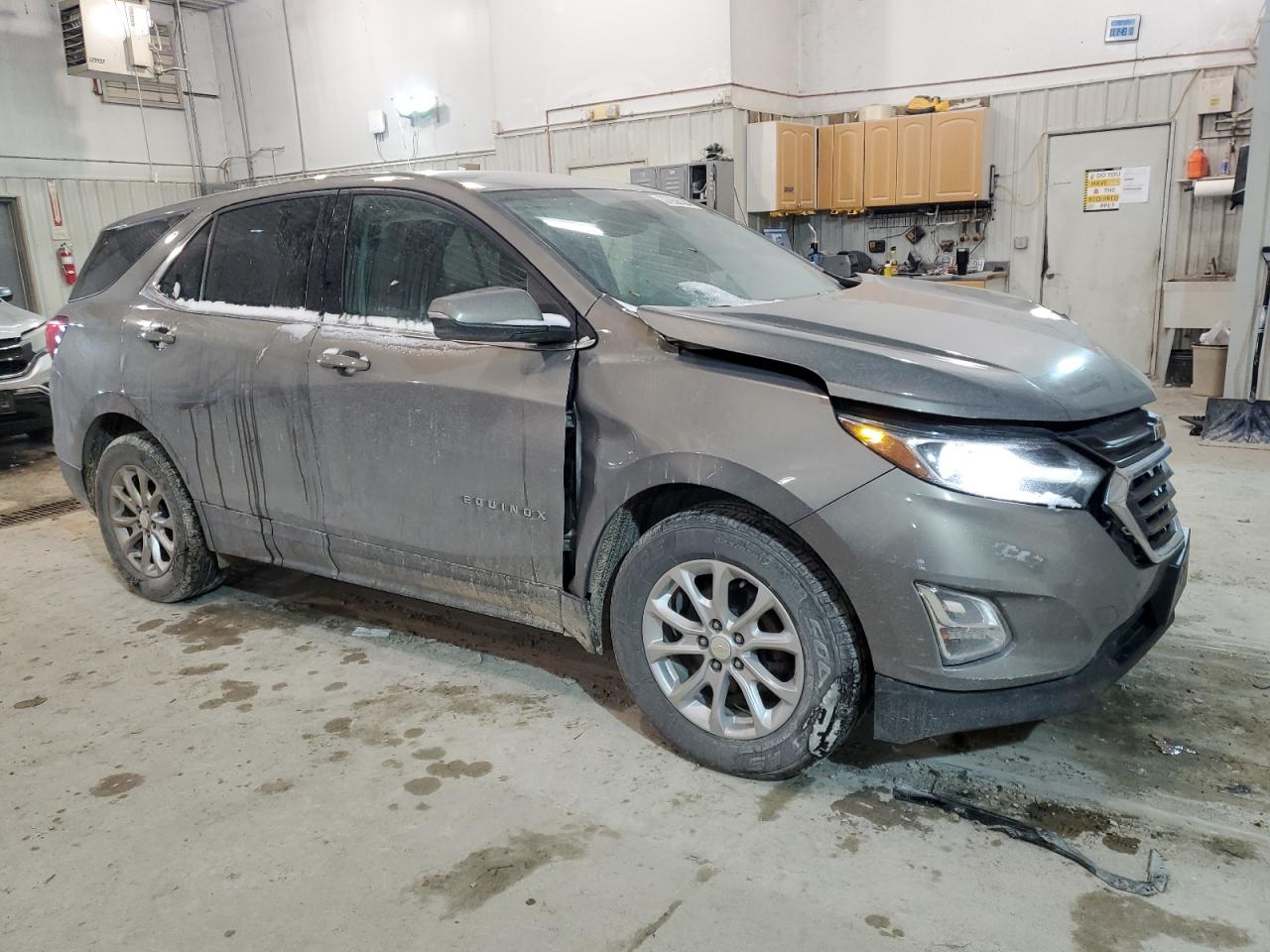 Photo 3 VIN: 3GNAXJEV4JS616361 - CHEVROLET EQUINOX 