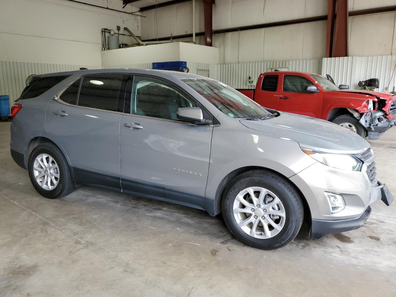 Photo 3 VIN: 3GNAXJEV4JS627019 - CHEVROLET EQUINOX 