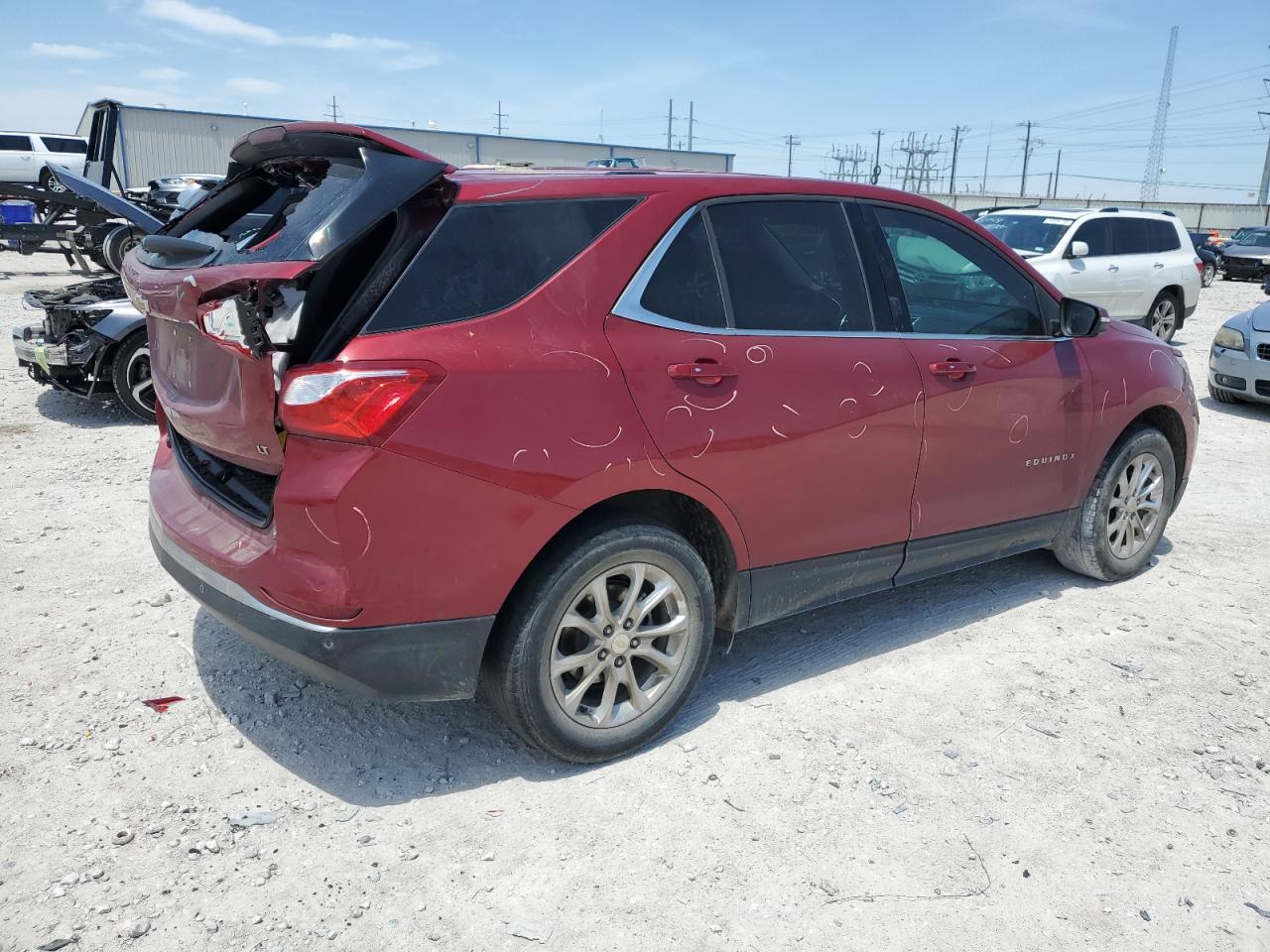 Photo 2 VIN: 3GNAXJEV5JL102657 - CHEVROLET EQUINOX 