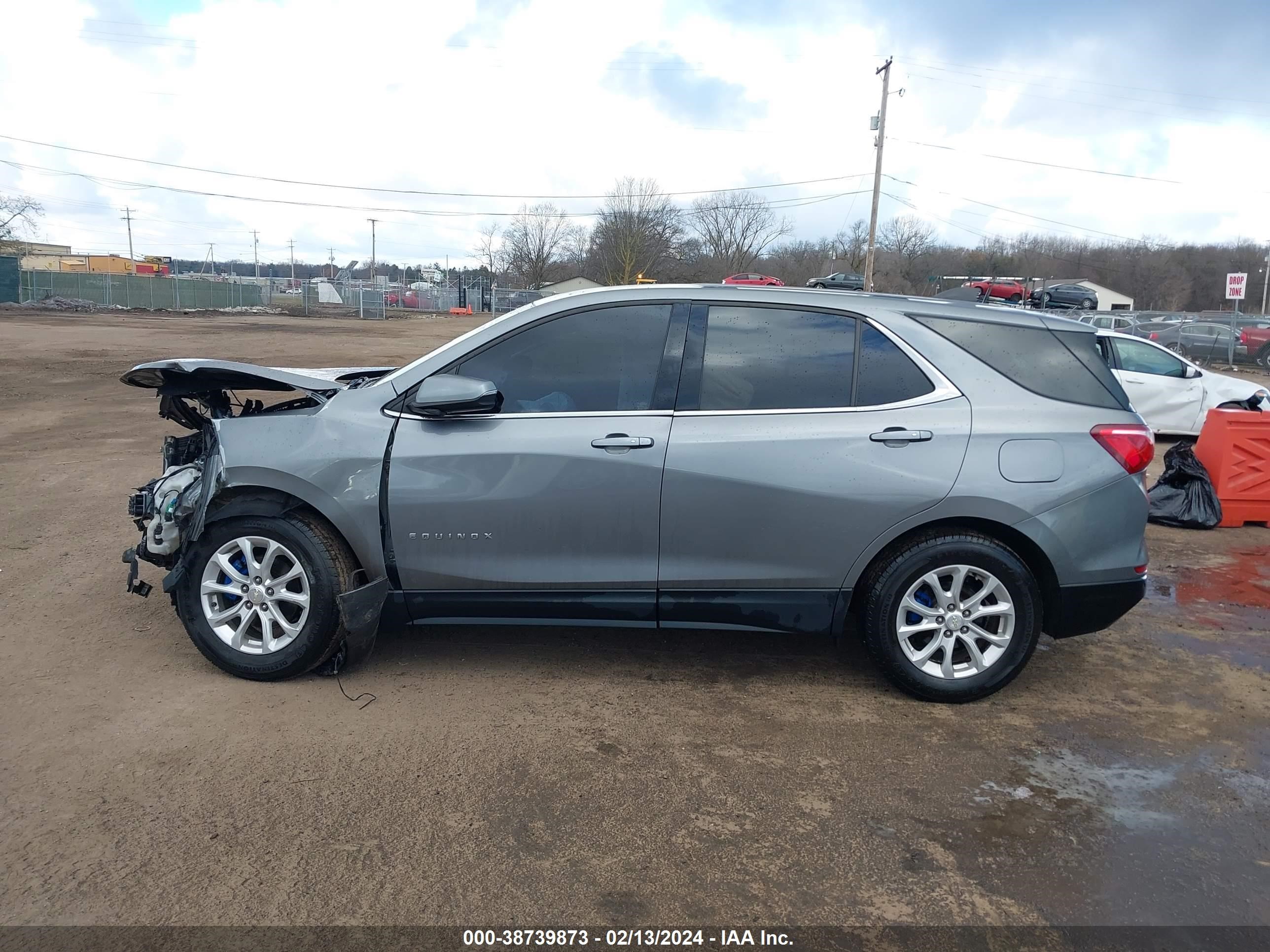 Photo 14 VIN: 3GNAXJEV5JL110869 - CHEVROLET EQUINOX 