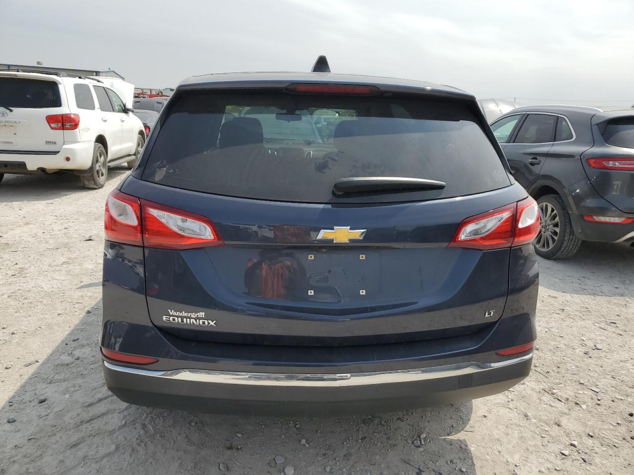 Photo 5 VIN: 3GNAXJEV5JL294453 - CHEVROLET EQUINOX 