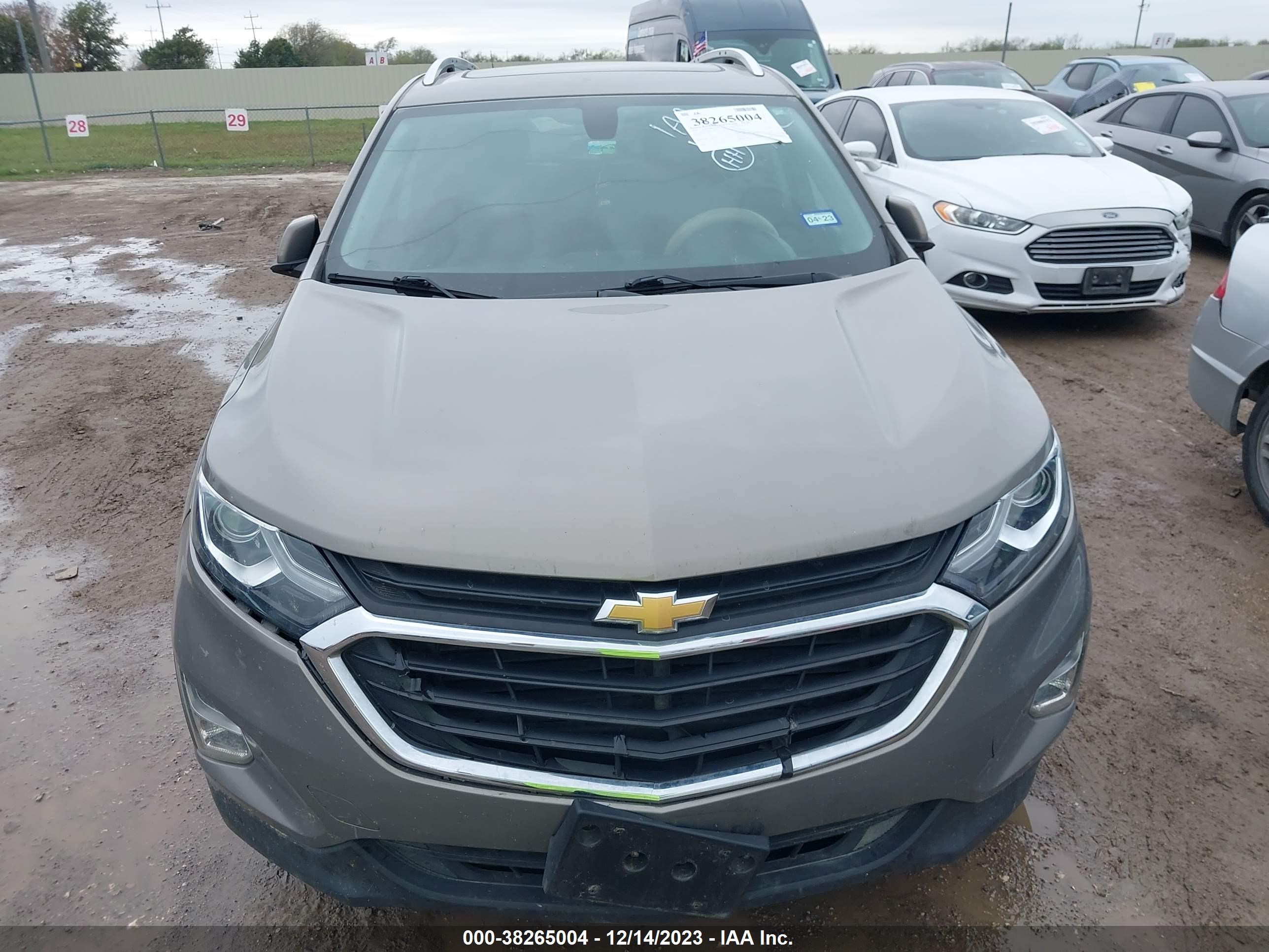 Photo 10 VIN: 3GNAXJEV6JL104823 - CHEVROLET EQUINOX 