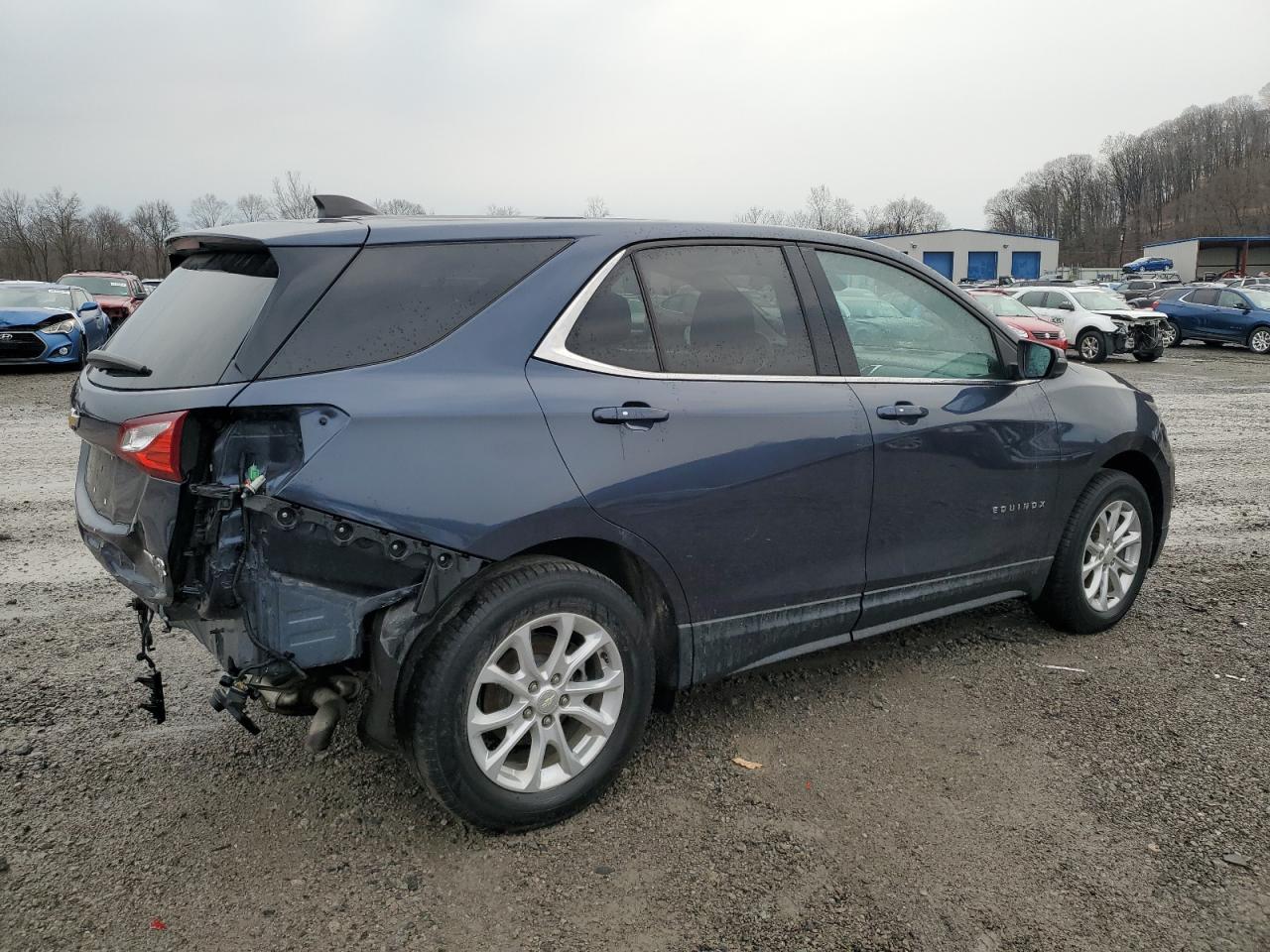 Photo 2 VIN: 3GNAXJEV6JL108340 - CHEVROLET EQUINOX 