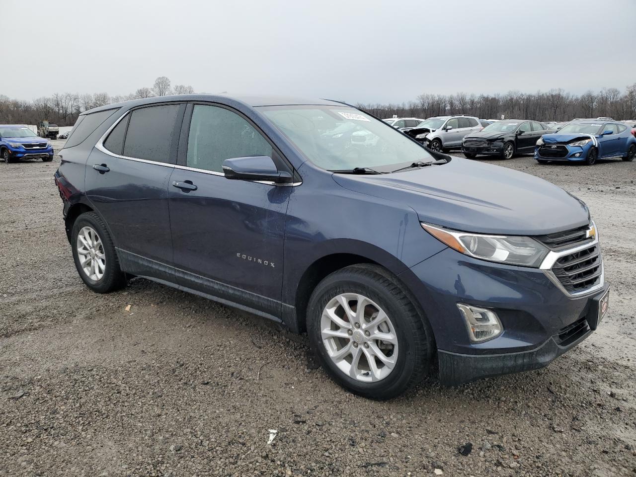 Photo 3 VIN: 3GNAXJEV6JL108340 - CHEVROLET EQUINOX 