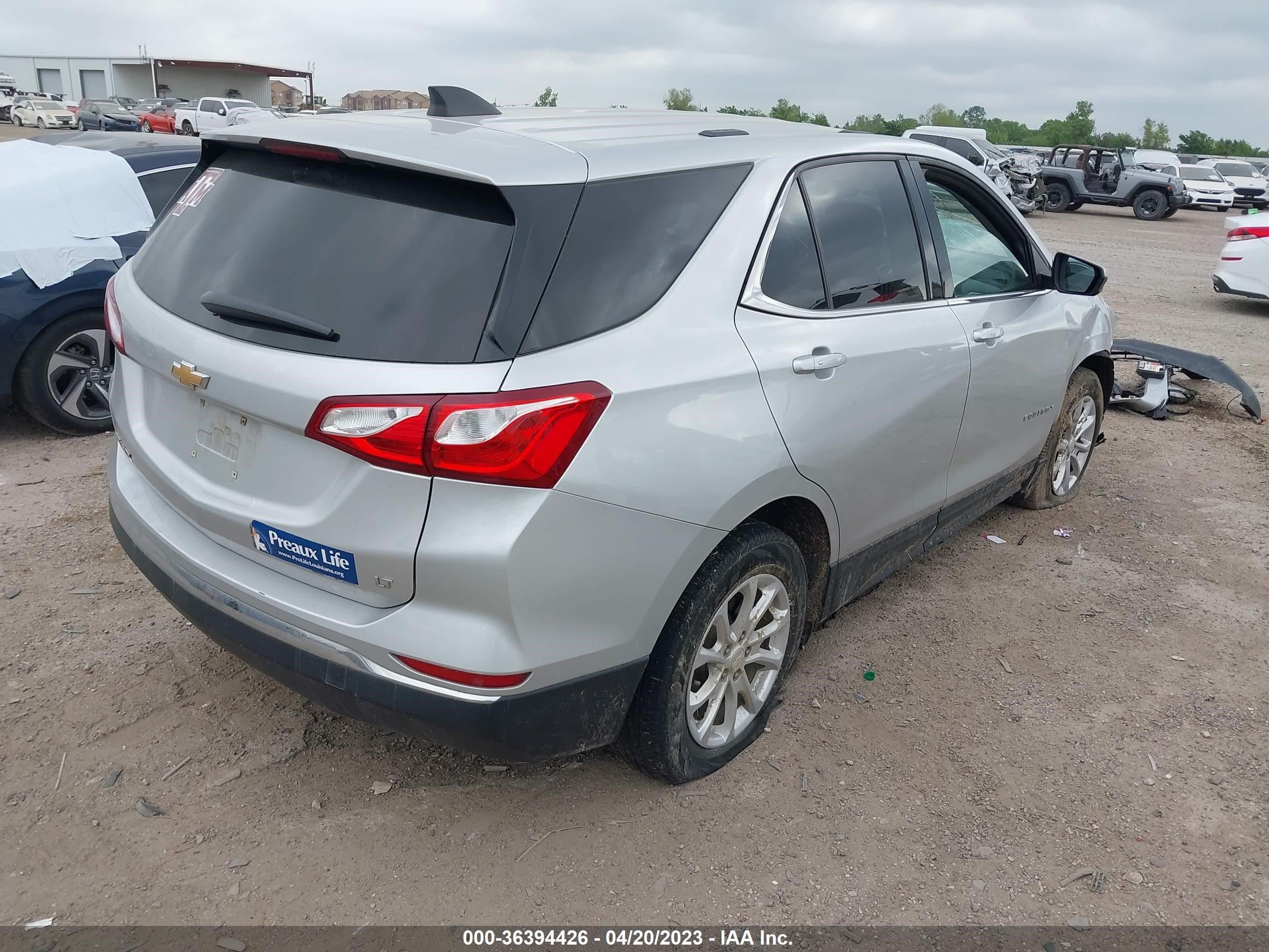 Photo 3 VIN: 3GNAXJEV6JS581662 - CHEVROLET EQUINOX 