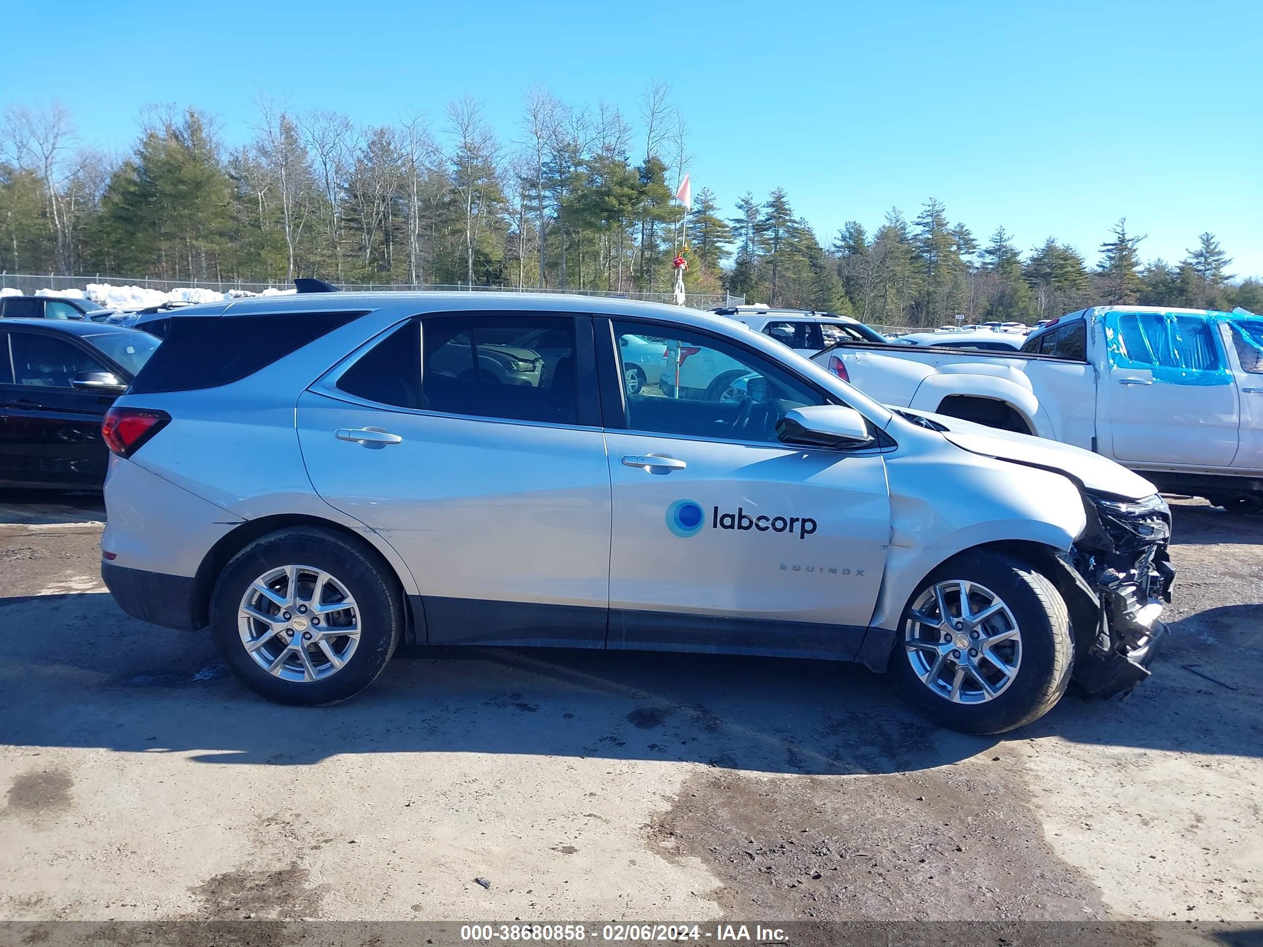 Photo 13 VIN: 3GNAXJEV6NL219752 - CHEVROLET EQUINOX 